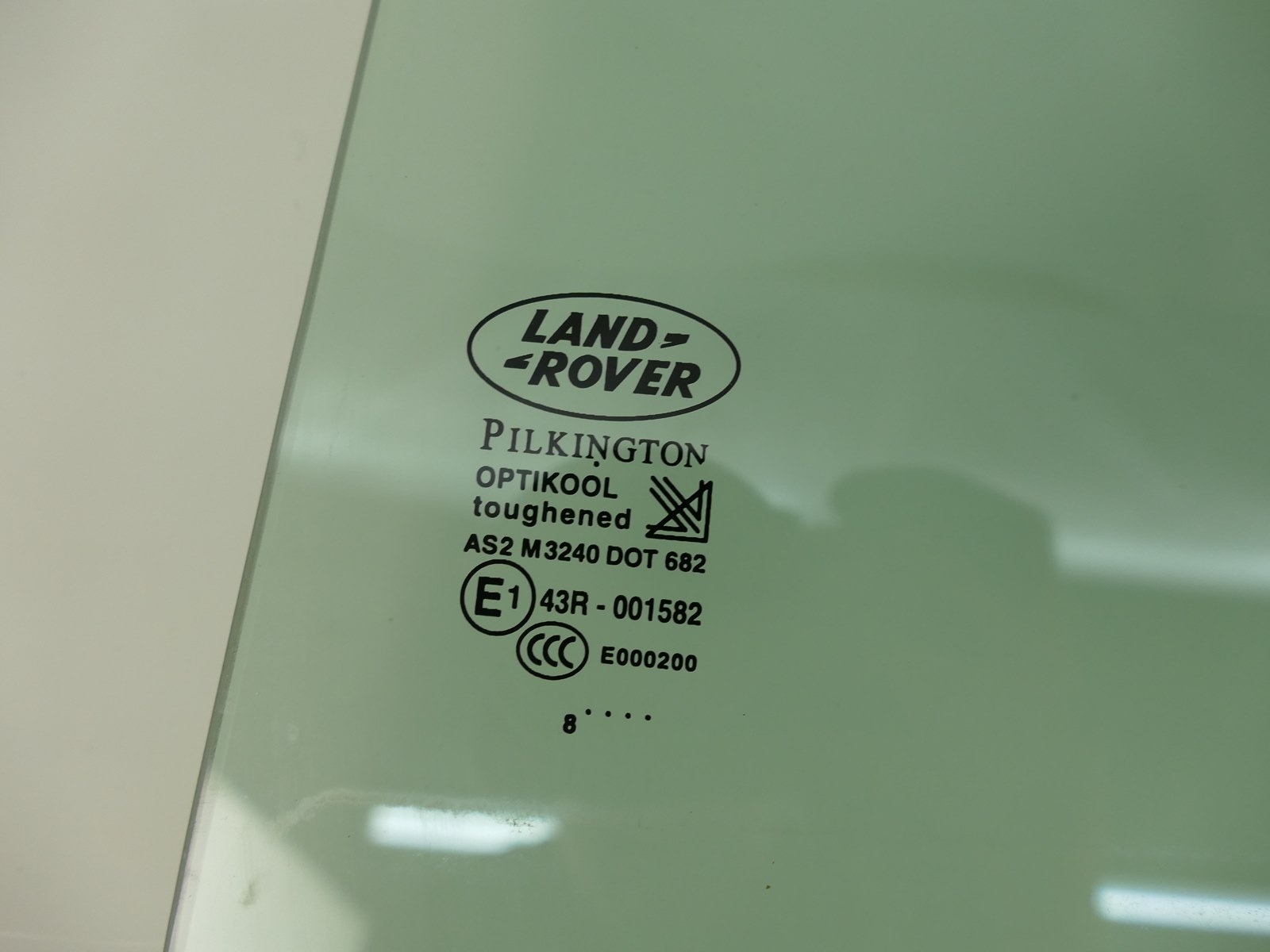 RANGE ROVER SPORT L320 window door left rear part 09r