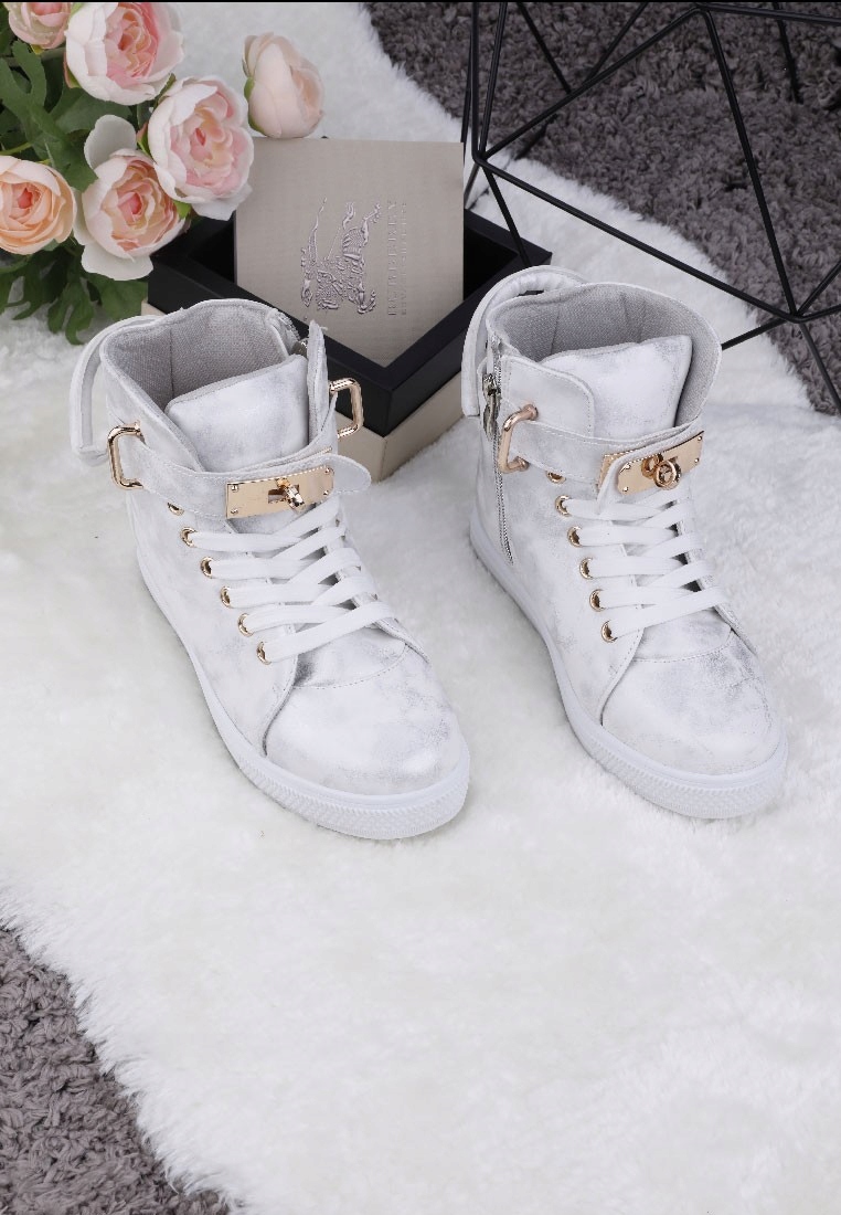 SREBRNE BOTKI DZIEWCZĘCE UKRYTY KOTURN SNEAKERSY SPORTOWE DZIECIĘCE SUWAKI Marka Inna marka