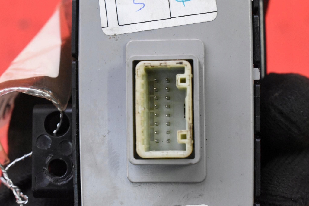 switch light switch 93700Q0AC0NNB HYUNDAI BAYON 21