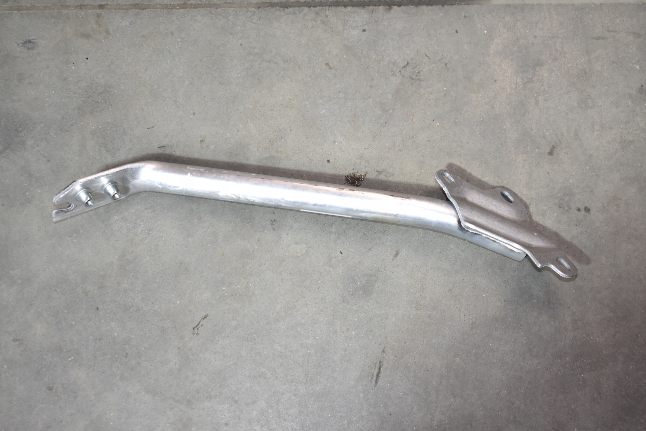 IDEALNA brace right PORSCHE 992 1