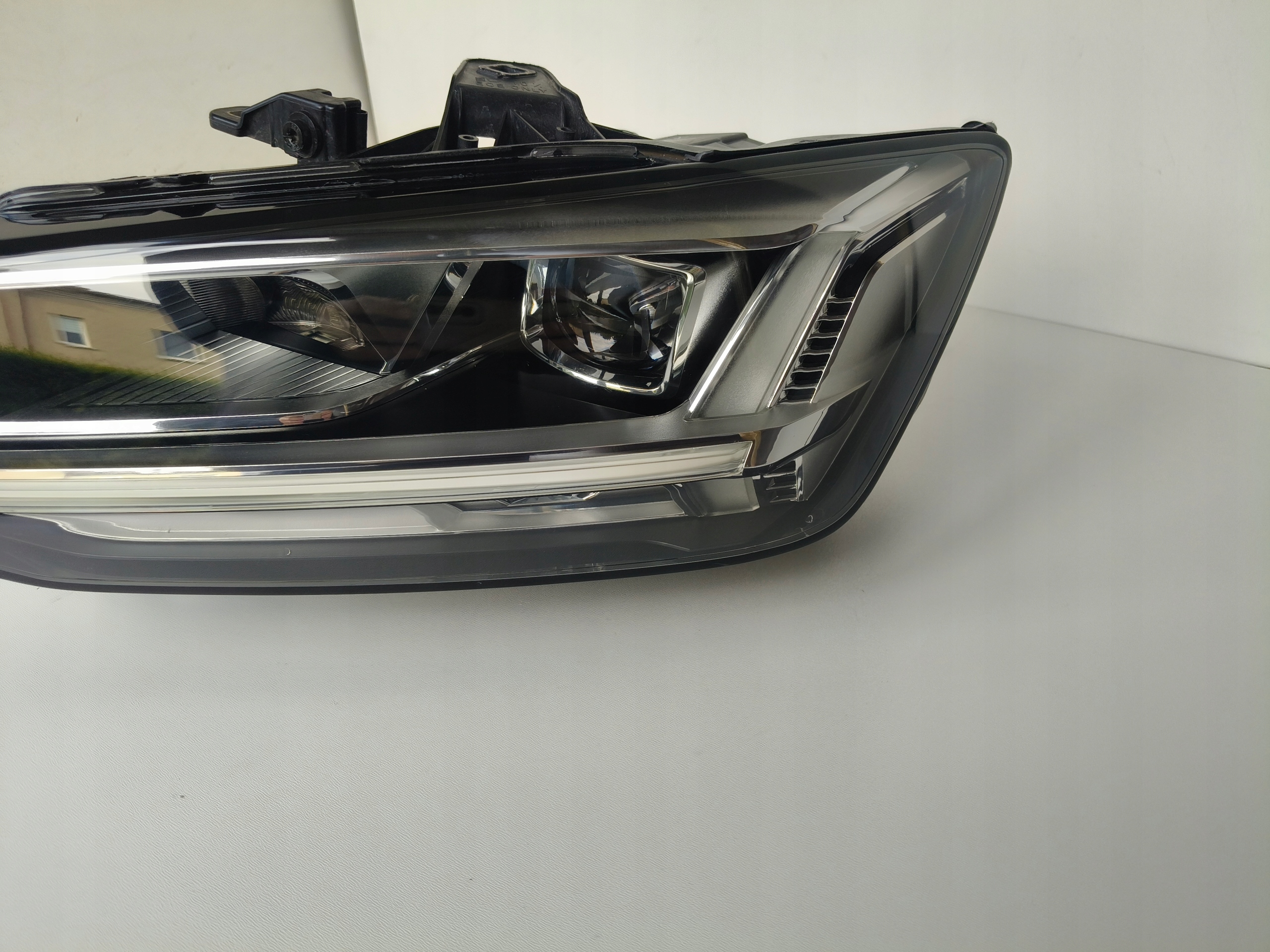 light left REFLEKTOR AUDI Q2 81A 16- FULL LED