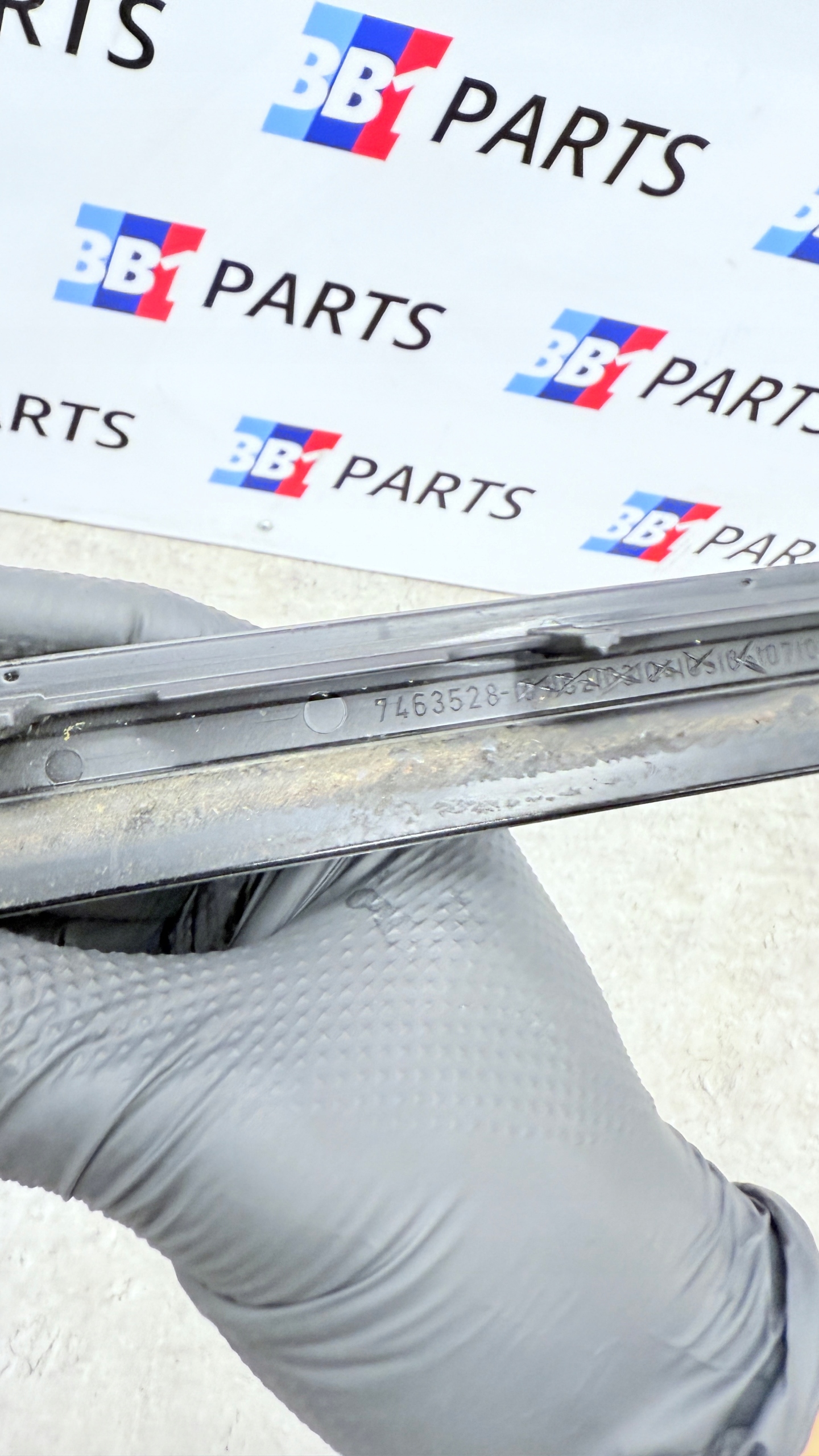 BMW G05 X5 moulding windows CZOLOWEJ right SHADOWLINE 7463528