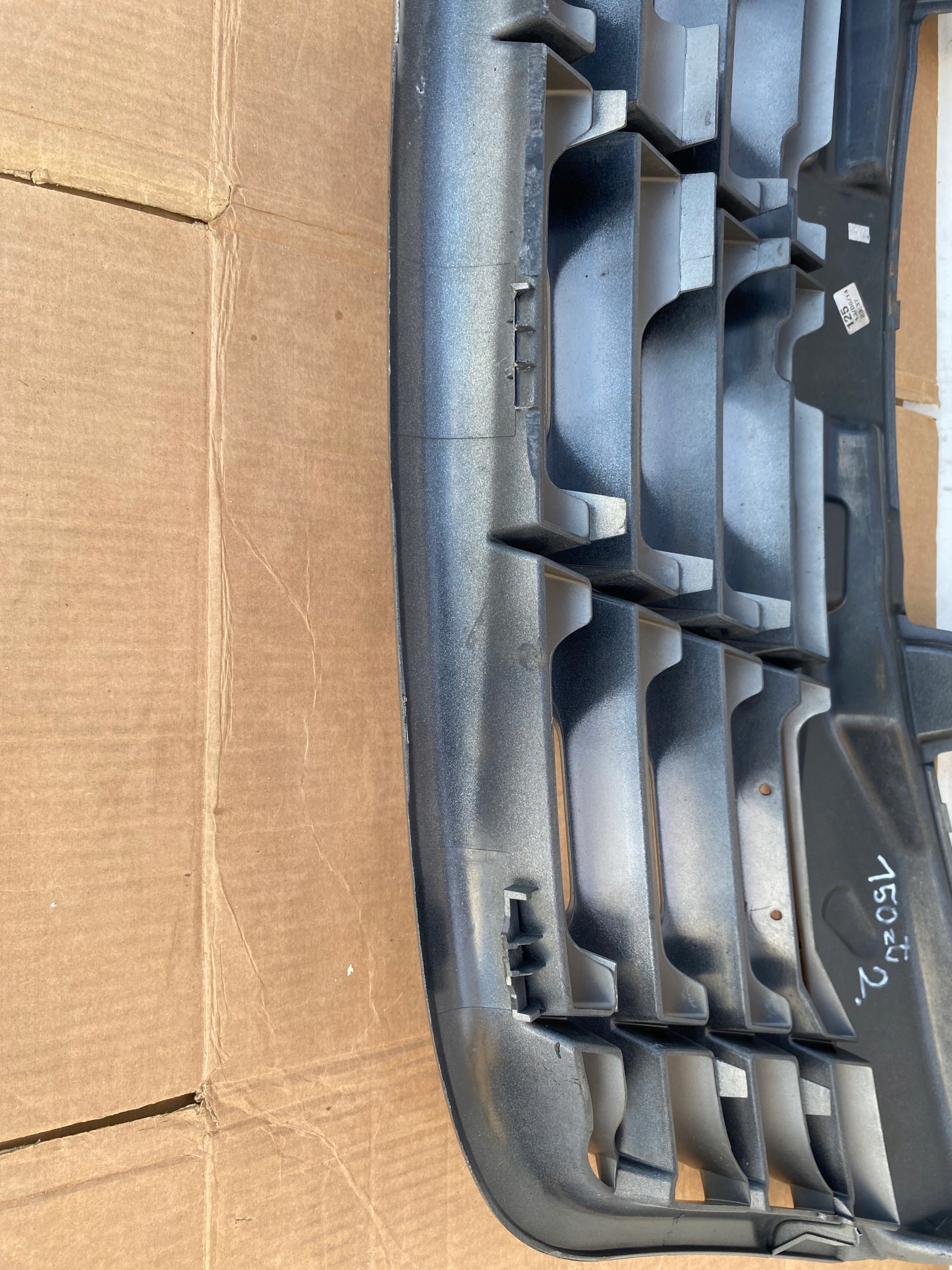 RENAULT MASTER 3 III 10- front PREKLADgrill originál grey