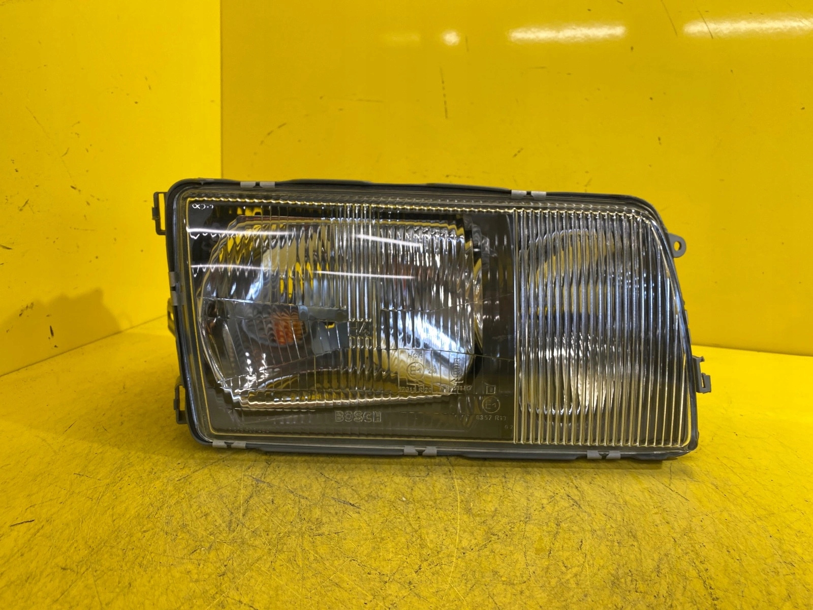 light left MERCEDES W126 79-91