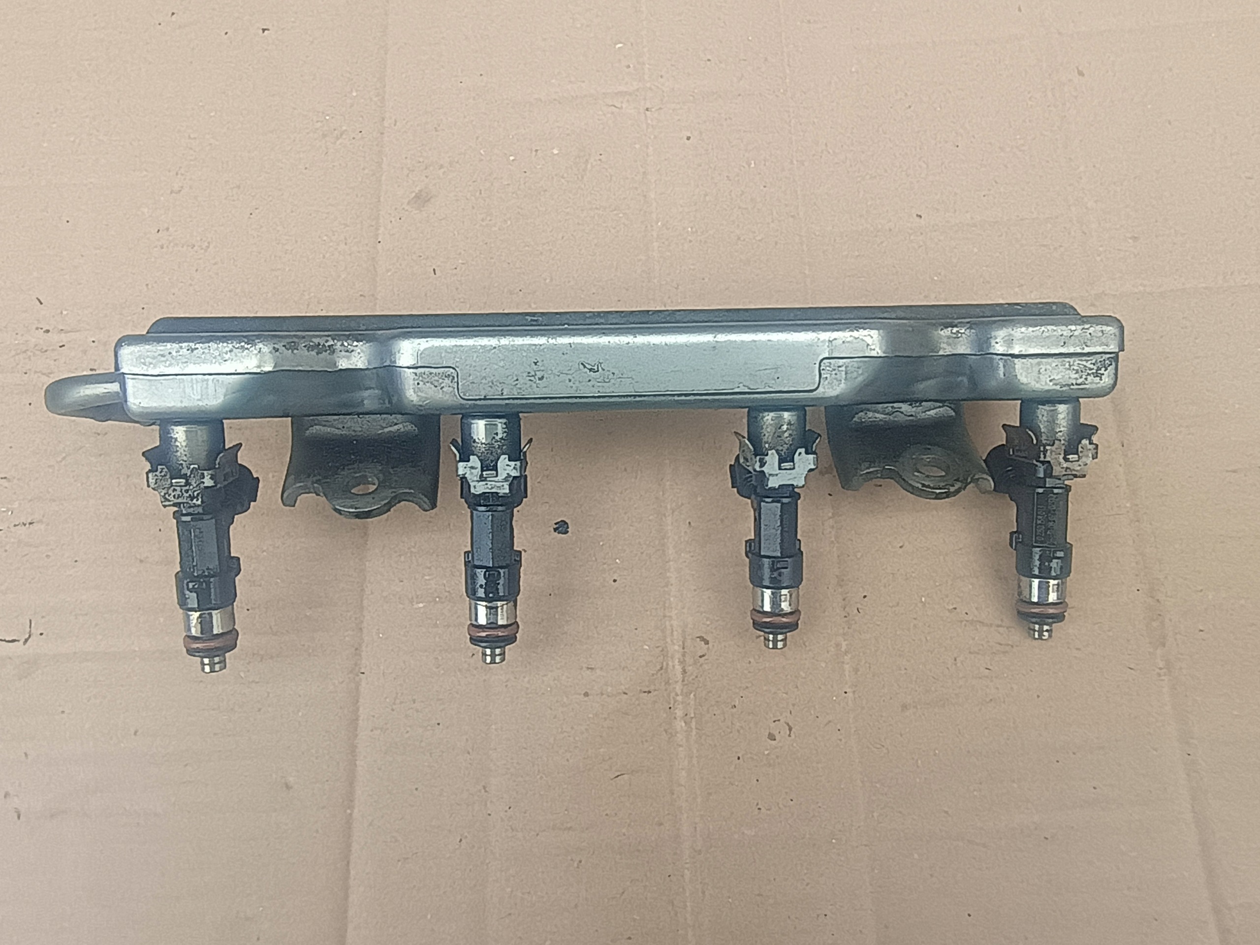 Rampe injection Injecteurs 0280158013 NISSAN 1.2 16V