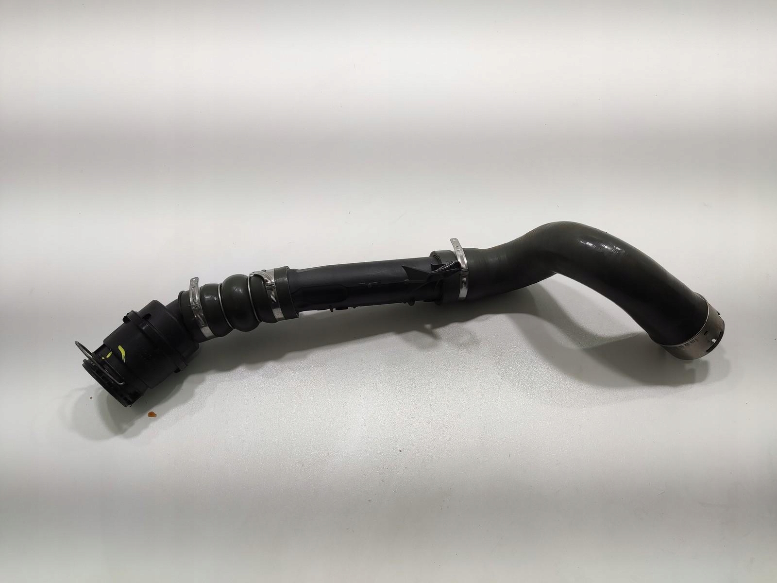 vedení intercoolera RENAULT CAPTUR a 1.5 DCI 2013-2019 144601524R