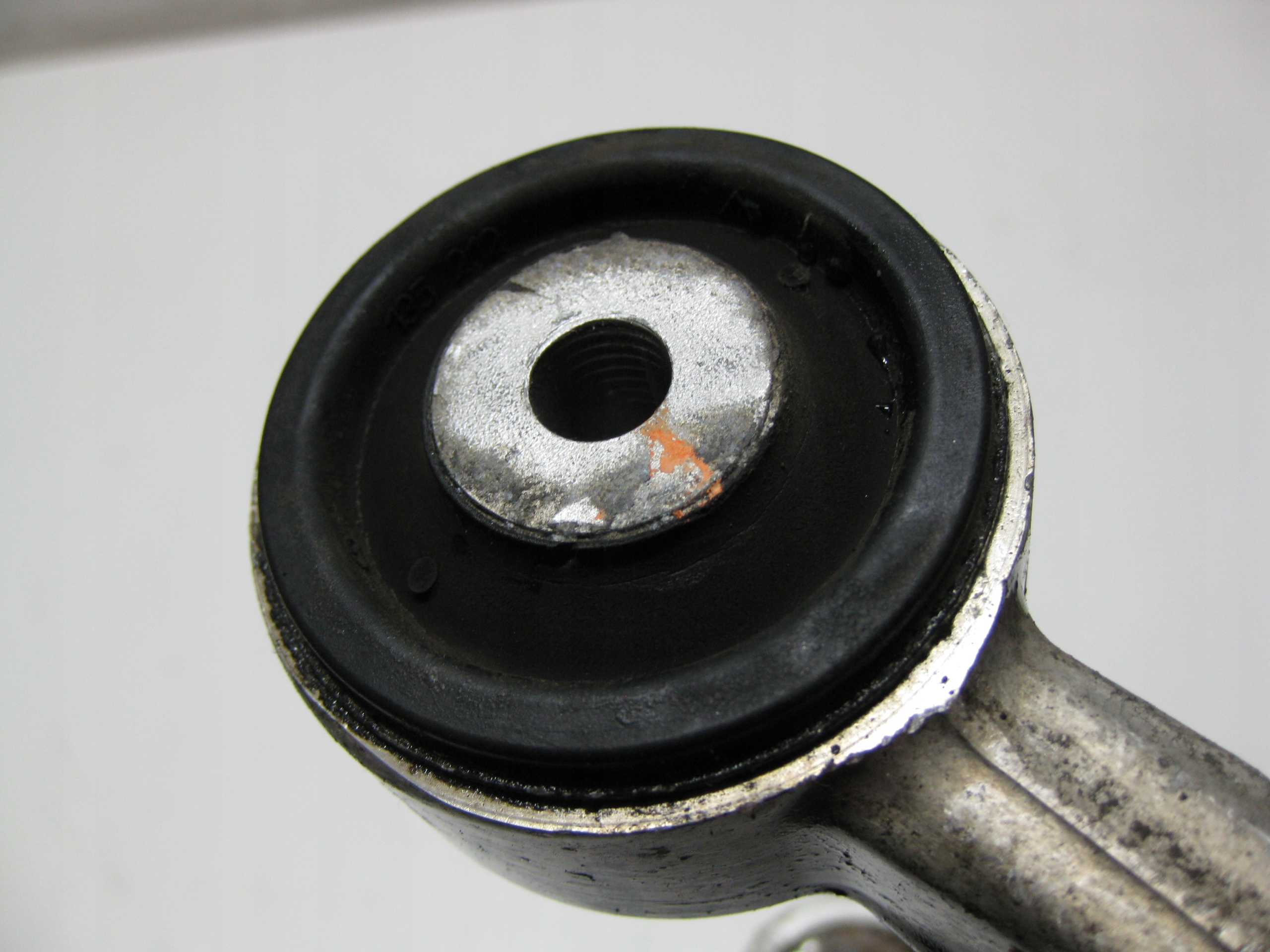 MERCEDES ML W164 front upper arm front right