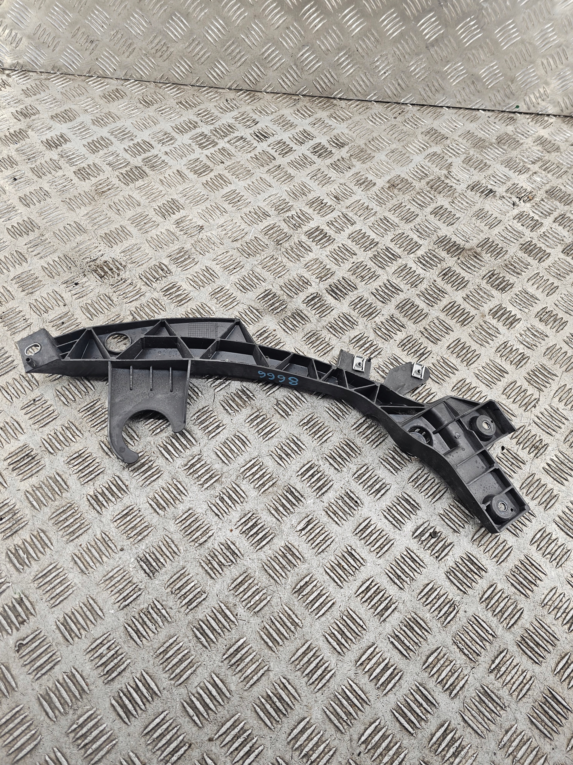 console supports of the front left 9826095480 CITROEN JUMPY IV SPACETOURER 16