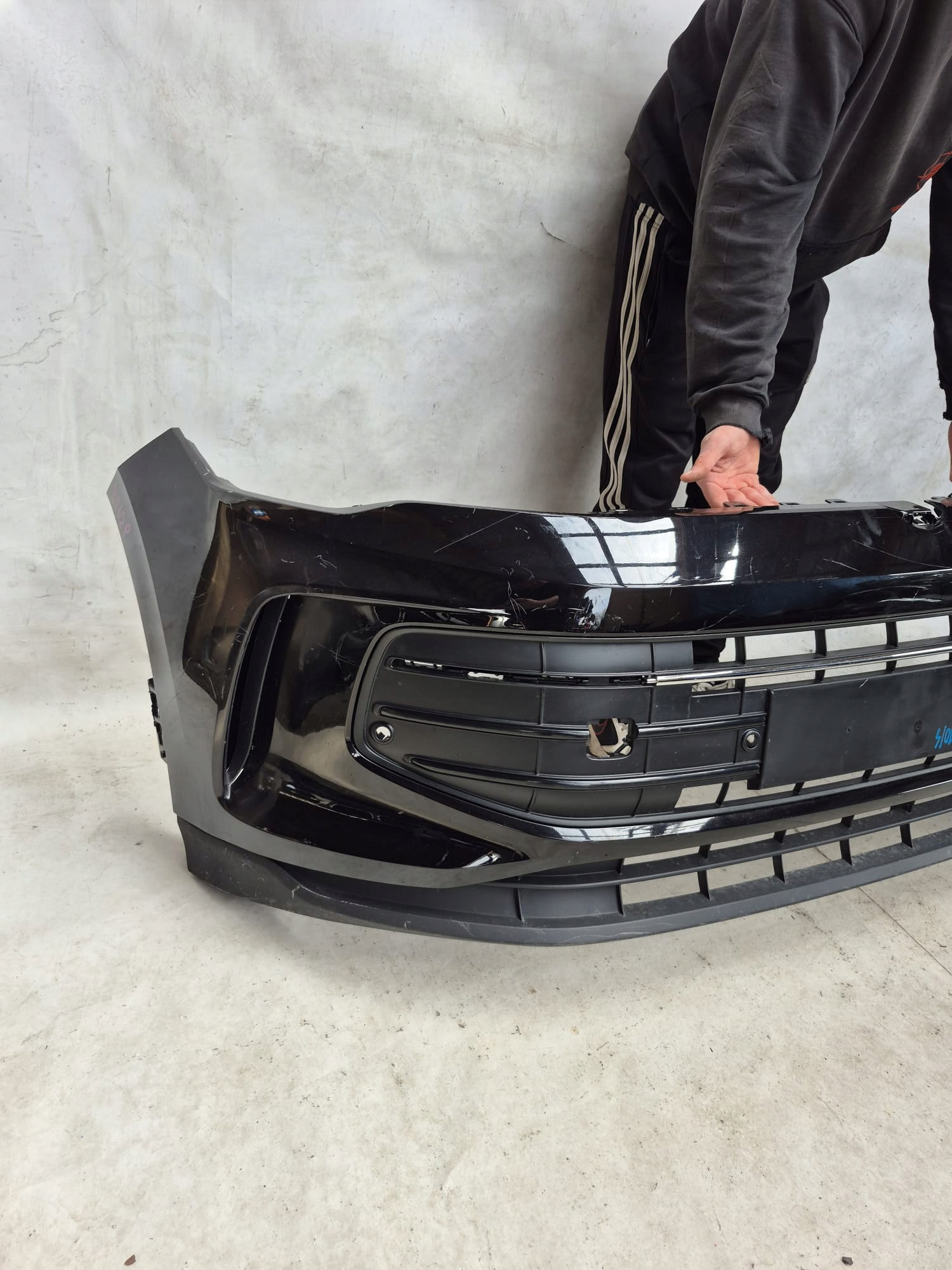 VW TIGUAN III 3 571 24-> bumper front front PDC