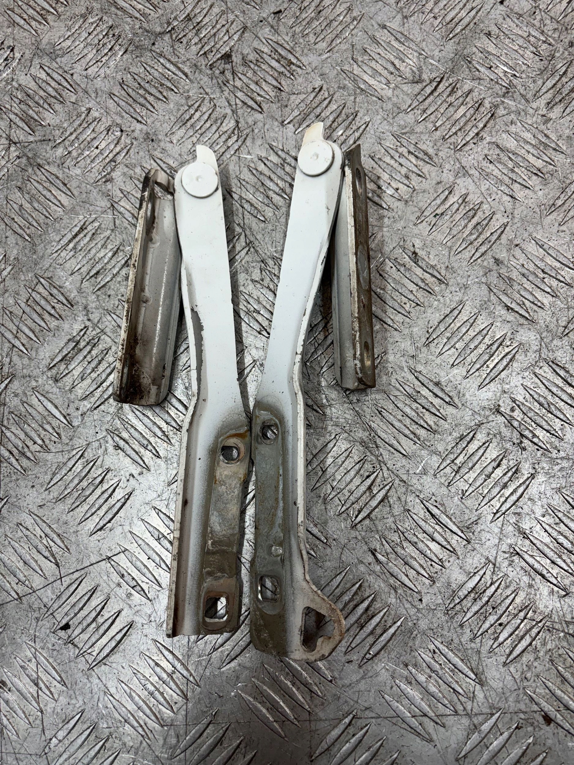 hinge bonnet hinges left right DACIA SANDERO and 08