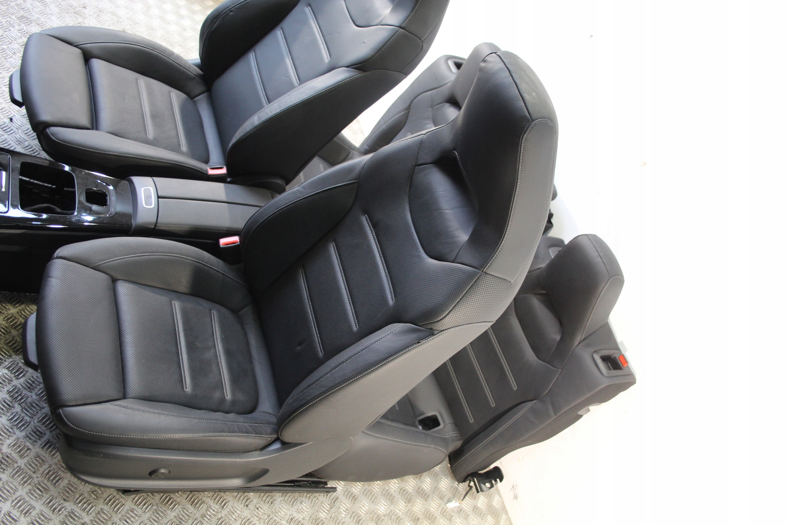 Sitze innere Leder A-KLASA W177 AMG