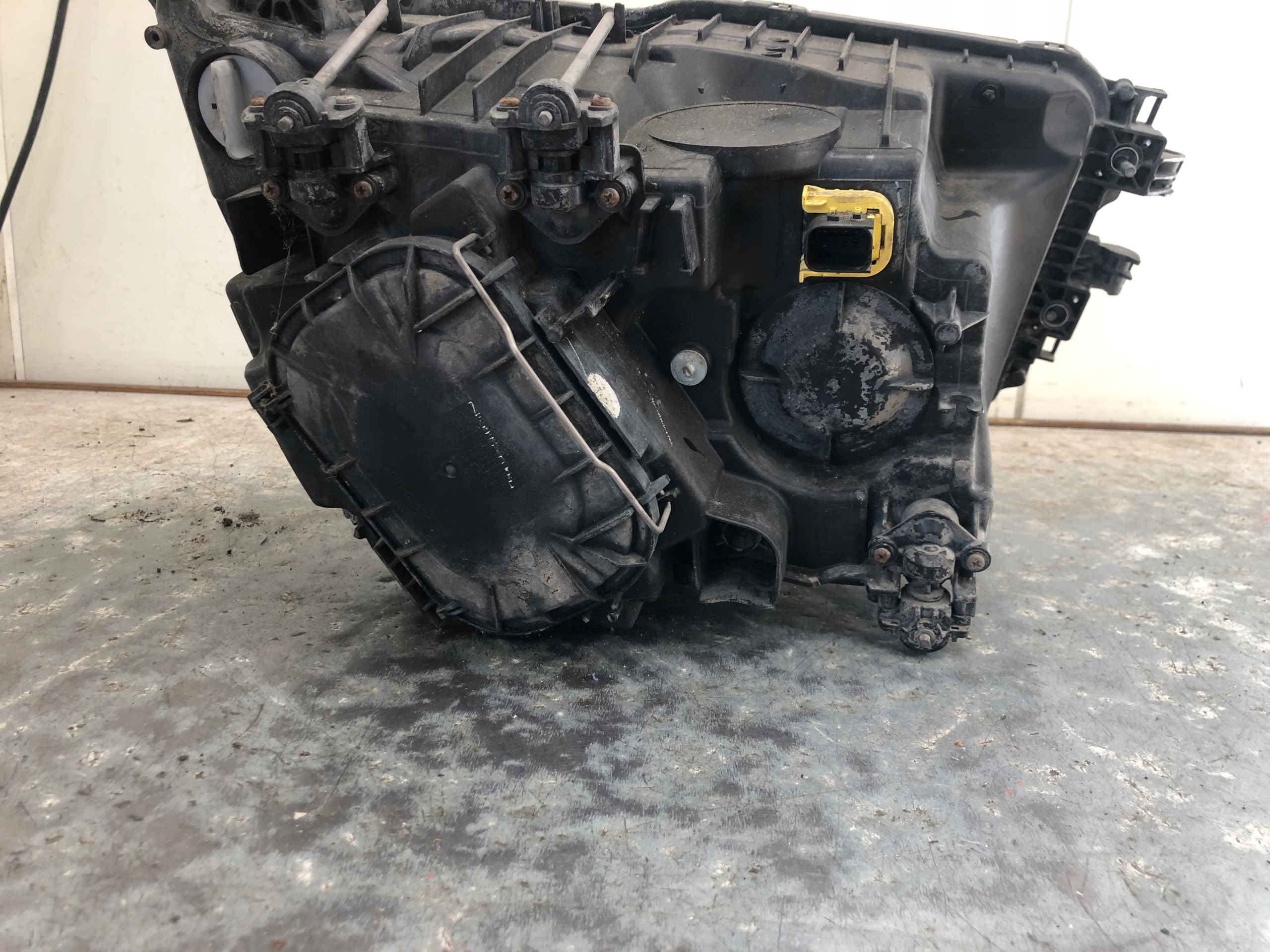 light left front MERCEDES ACTROS A9608201839