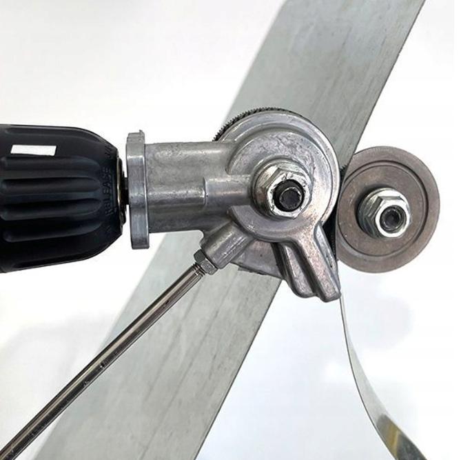 PRZYSTAWKA DO CIĘCIA BLACHY NA WIERTARKE NOZYCE Liczba elementów w zestawie 1