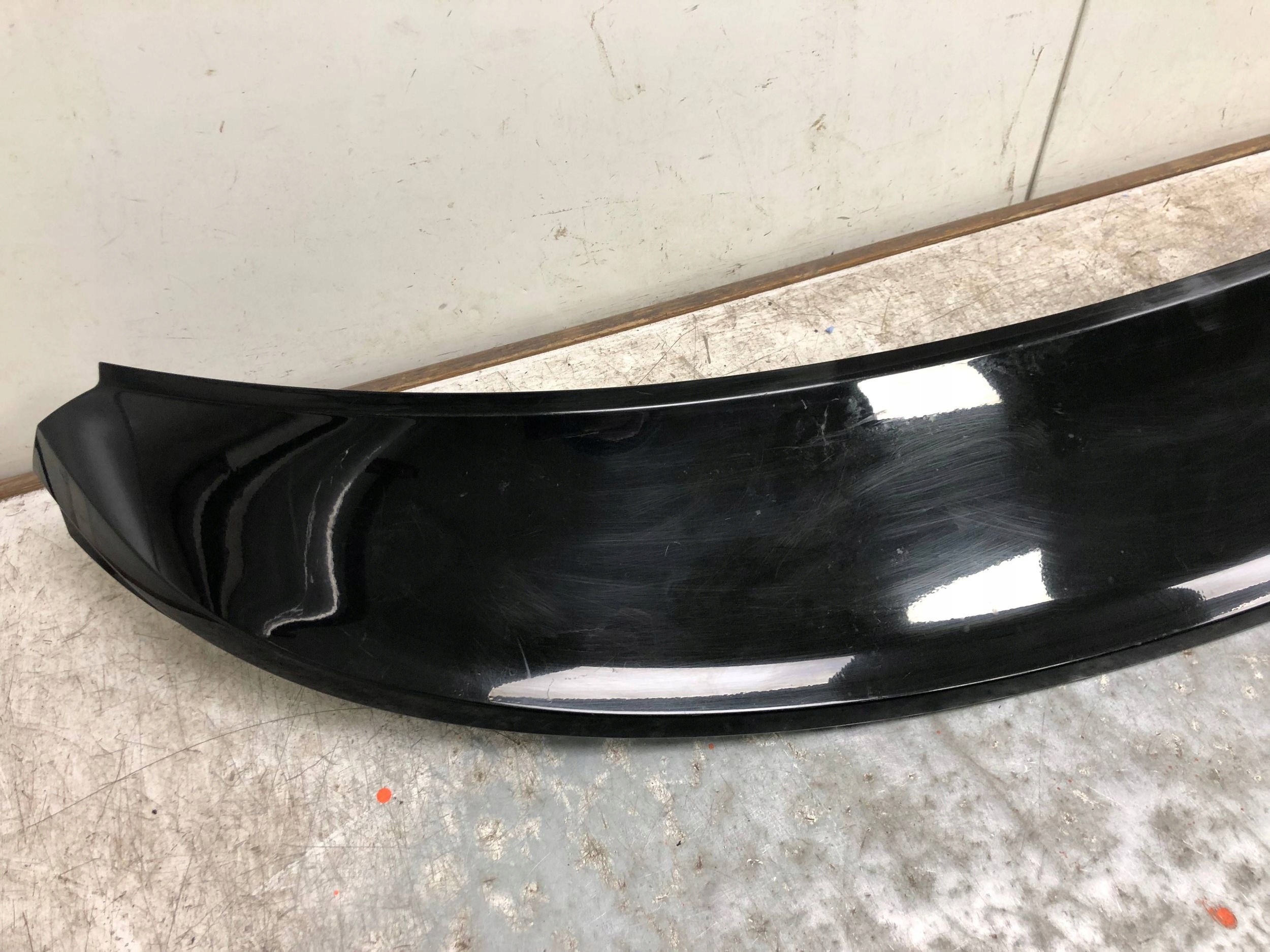 spoiler LOTKA bonnet AUDI Q4 E-TRON 89E827933