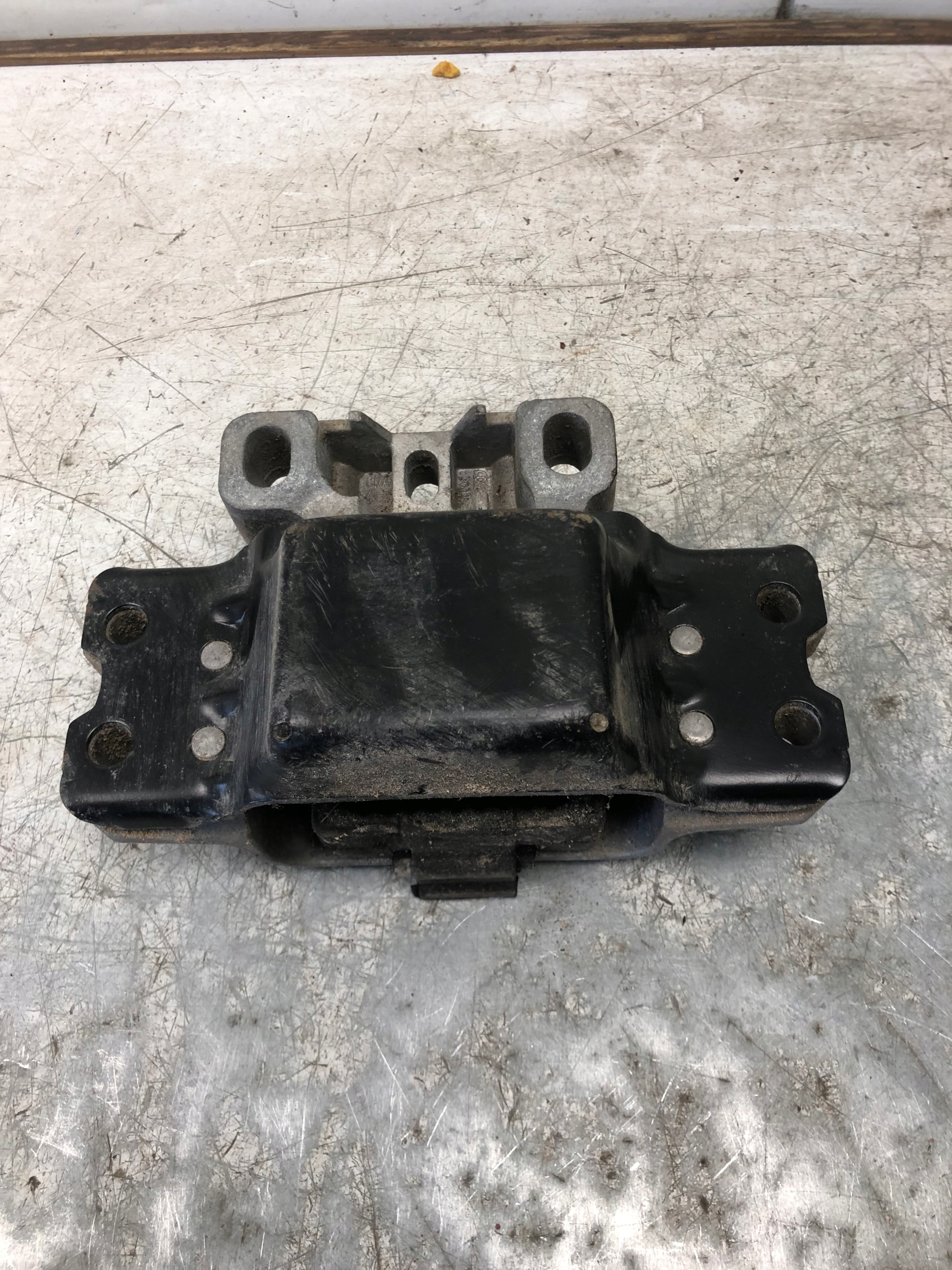 holder engine mount VW SKODA AUDI 1K0199555AC
