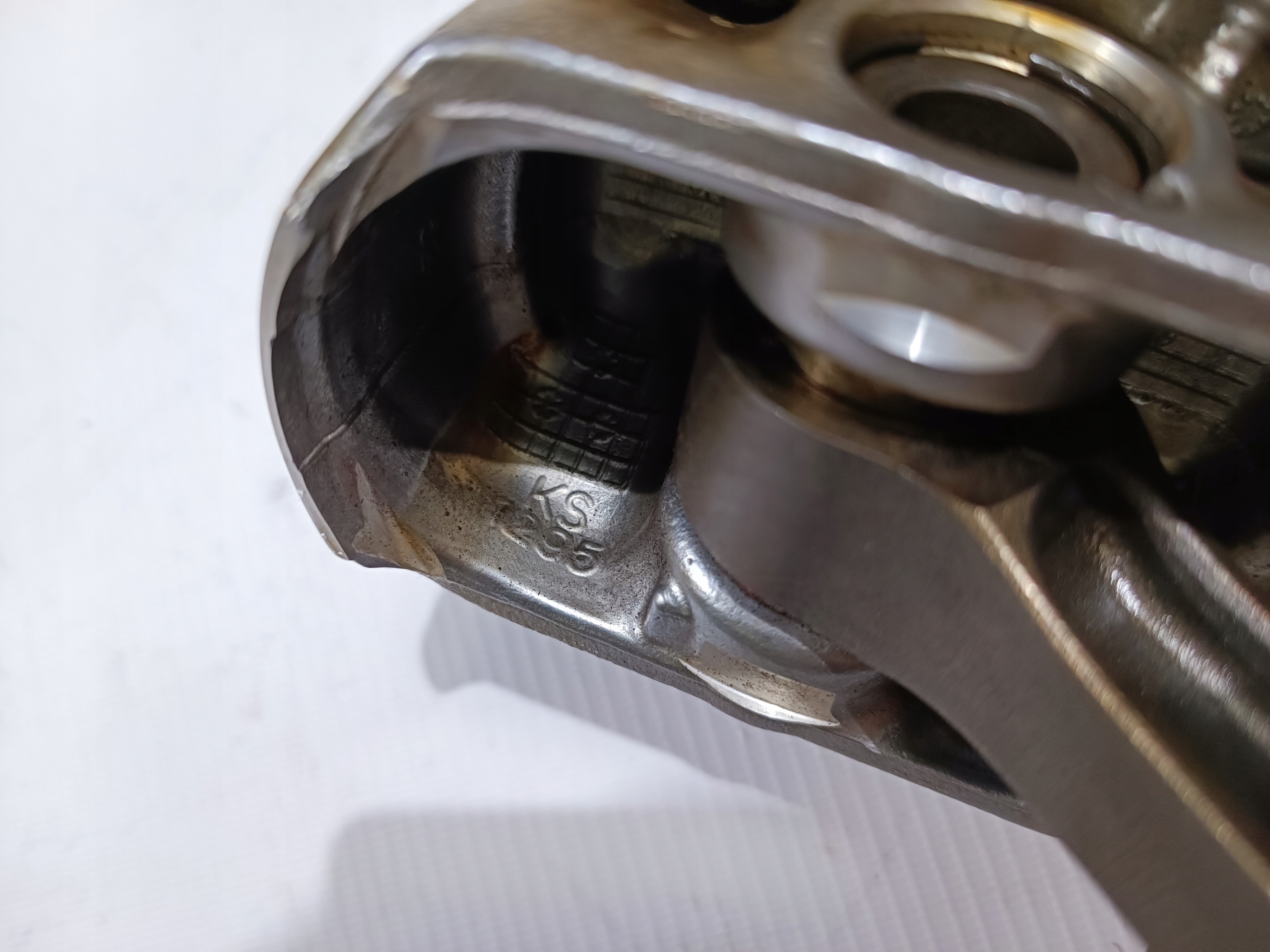 piston connecting rod Ford Mustang 3.7 v6 2011-2014