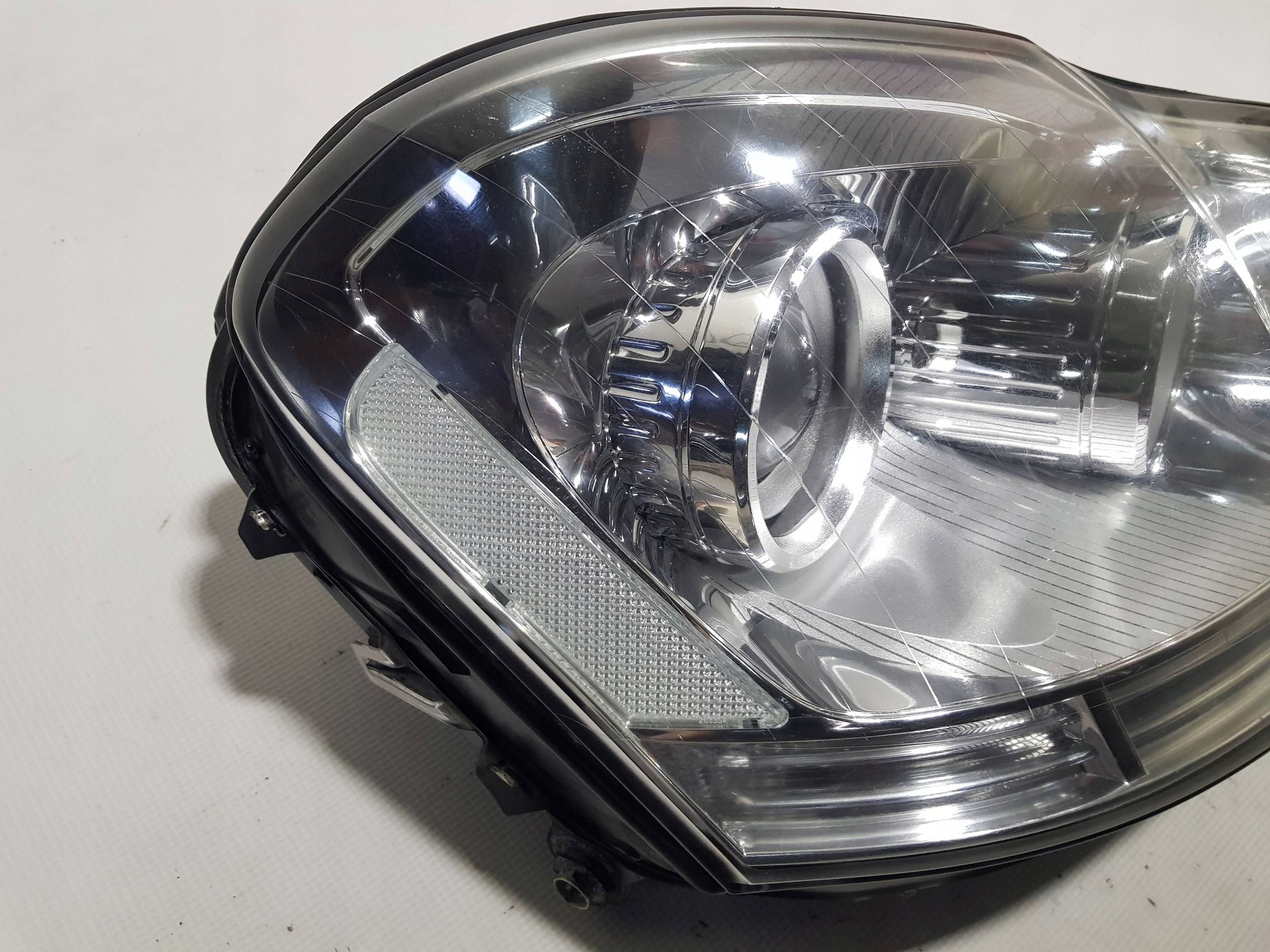 MERCEDES GL X164 light right front UK ANGLIK