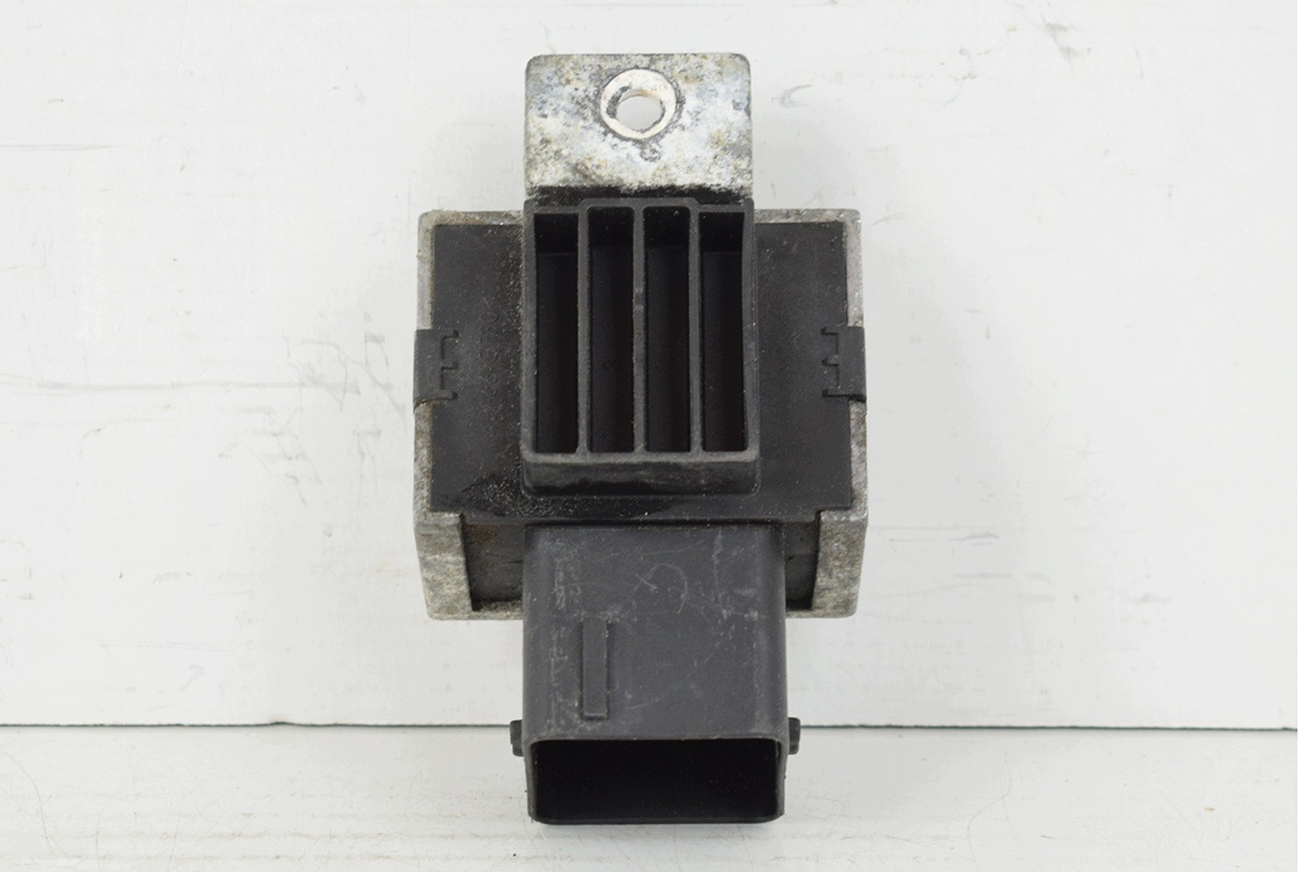 relay * plugs ZAROWYCH FORD 9M5Q12A343AA