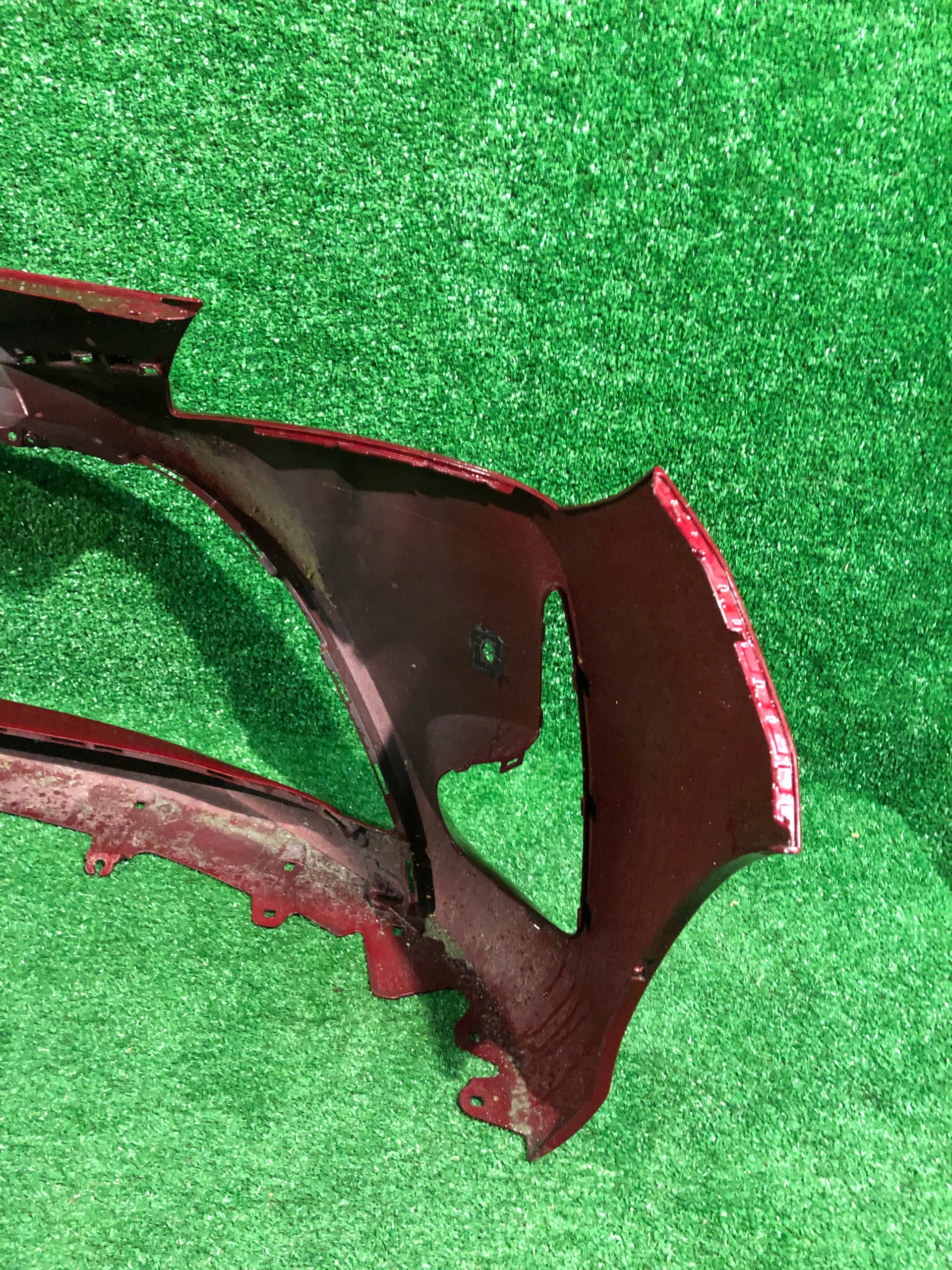 front bumper front TOYOTA YARIS III 17- PDC
