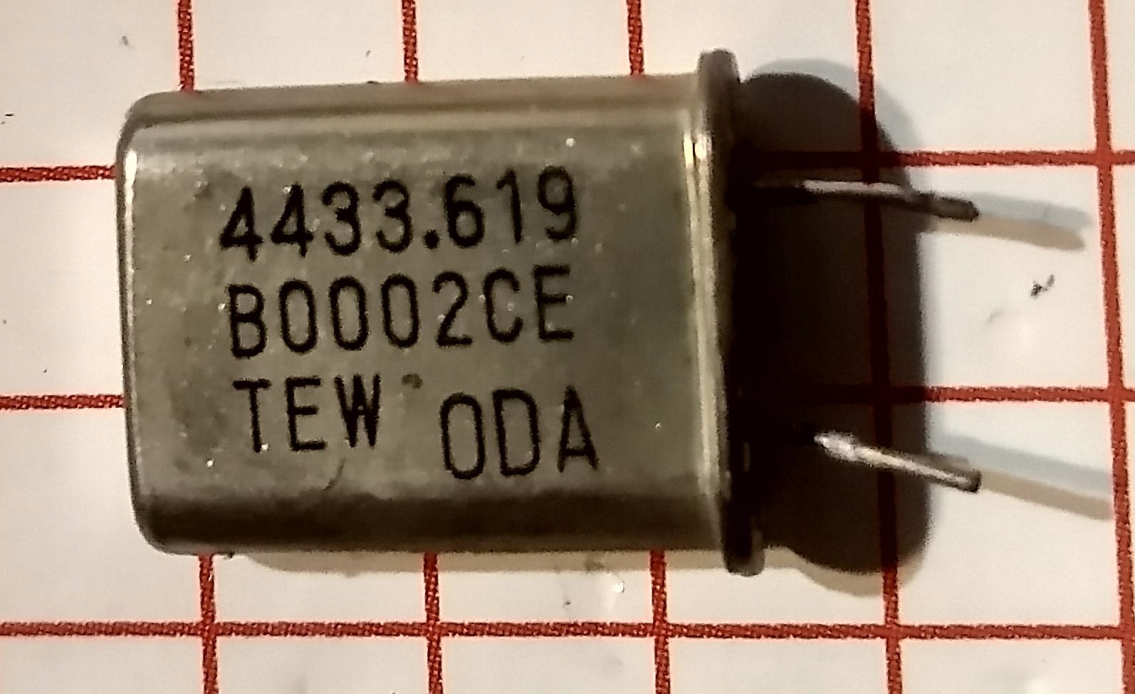 Rezonator kwarcowy 4,433 MHz