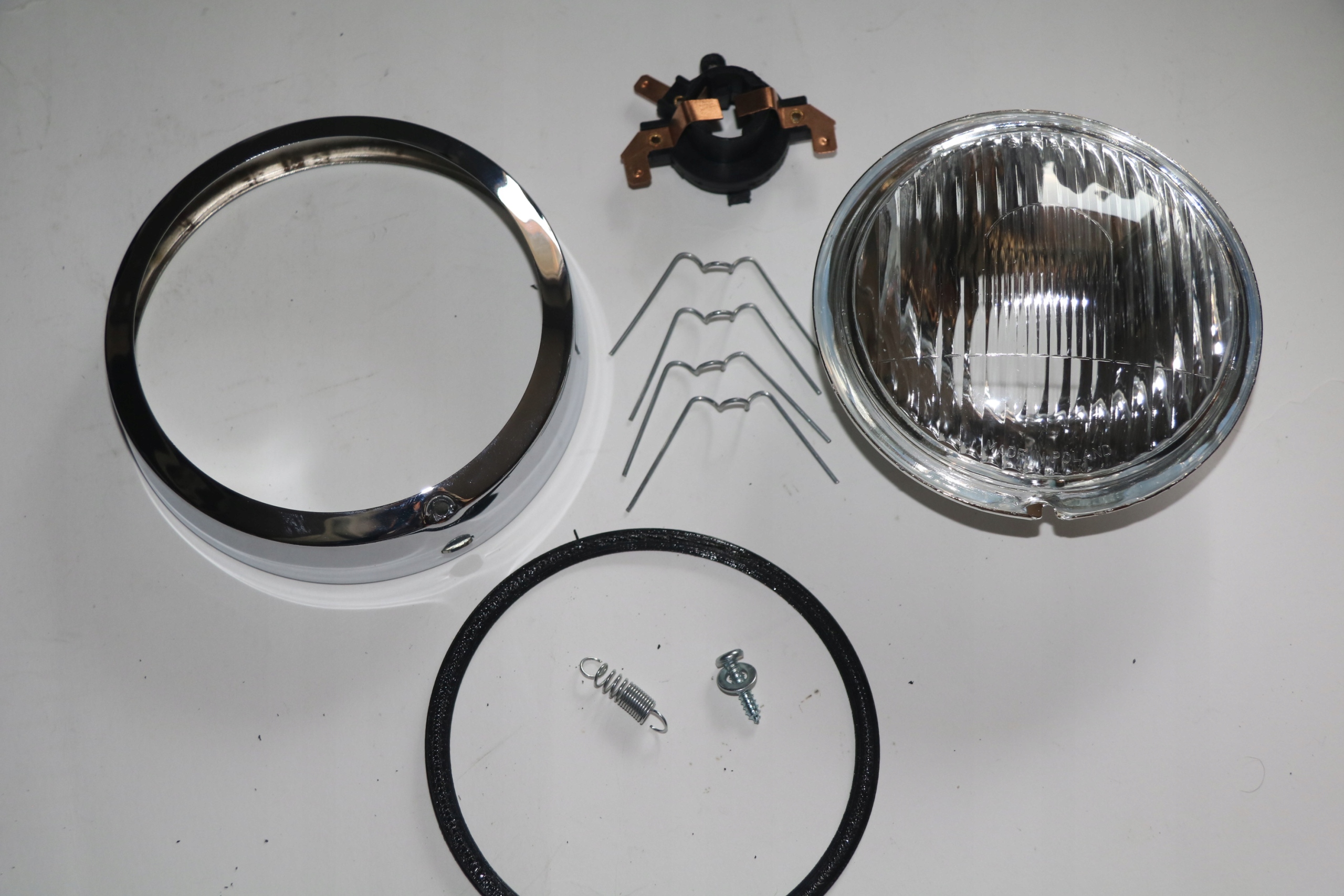 LAMPA WKŁAD LUSTRO SZKŁO ROMET OGAR MOTORYNKA CHRO Numer katalogowy części ramka romet