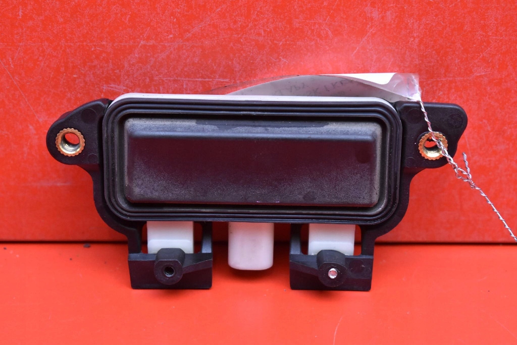 handle button bonnet rear part TESLA MODEL S 12-20
