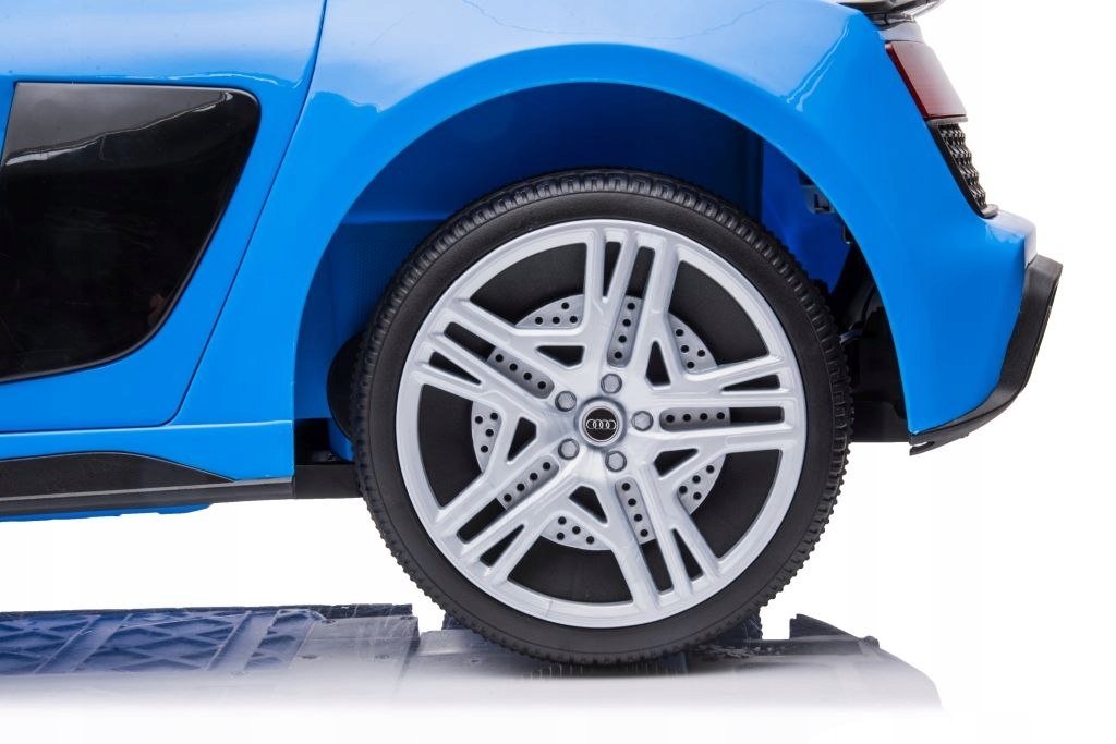 Samochód Audi R8 Niebieski Długość pojazdu 107 cm