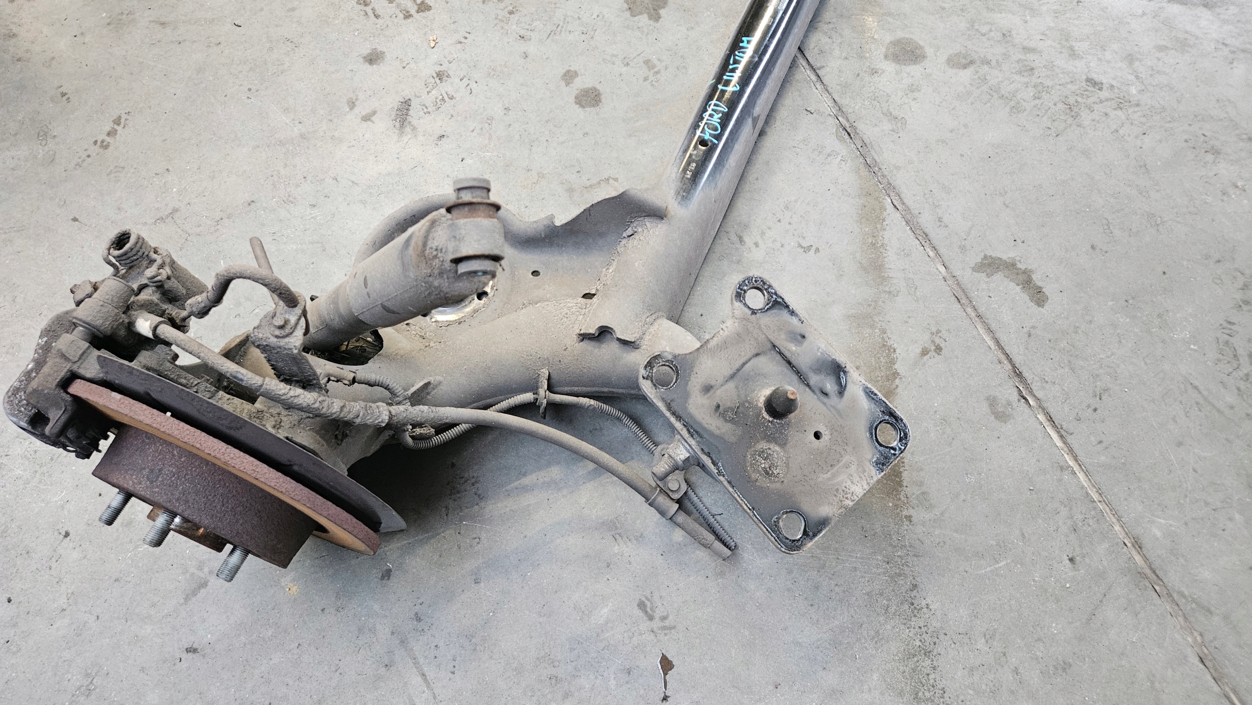 Ford OE DV61-5K952-CK Achsträger hinten