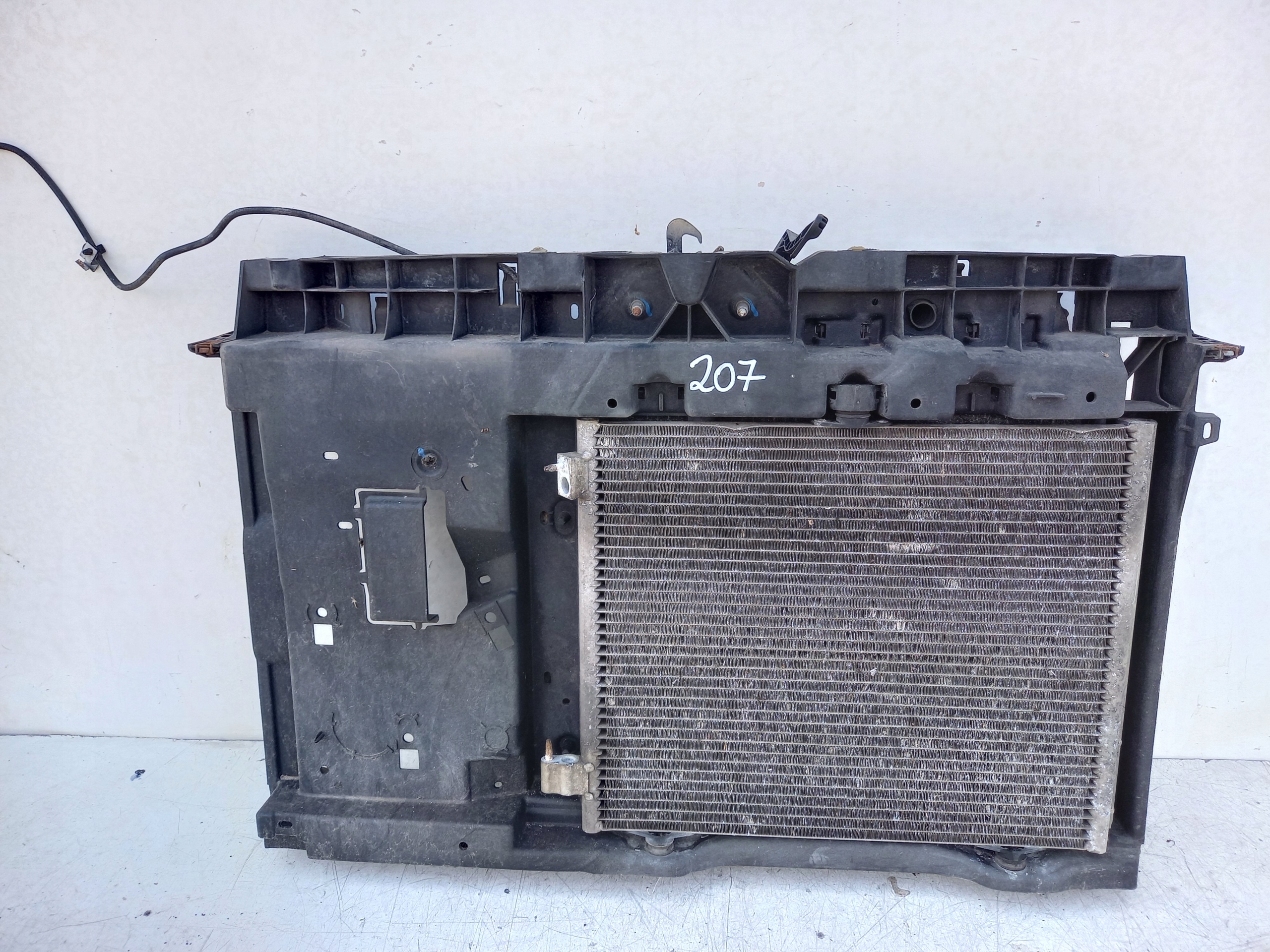 Chłodnica komplet Peugeot 207 1,4B Producent części Peugeot OE