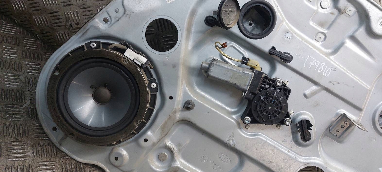 mechanism window regulator right front electrical KIA CARENS III