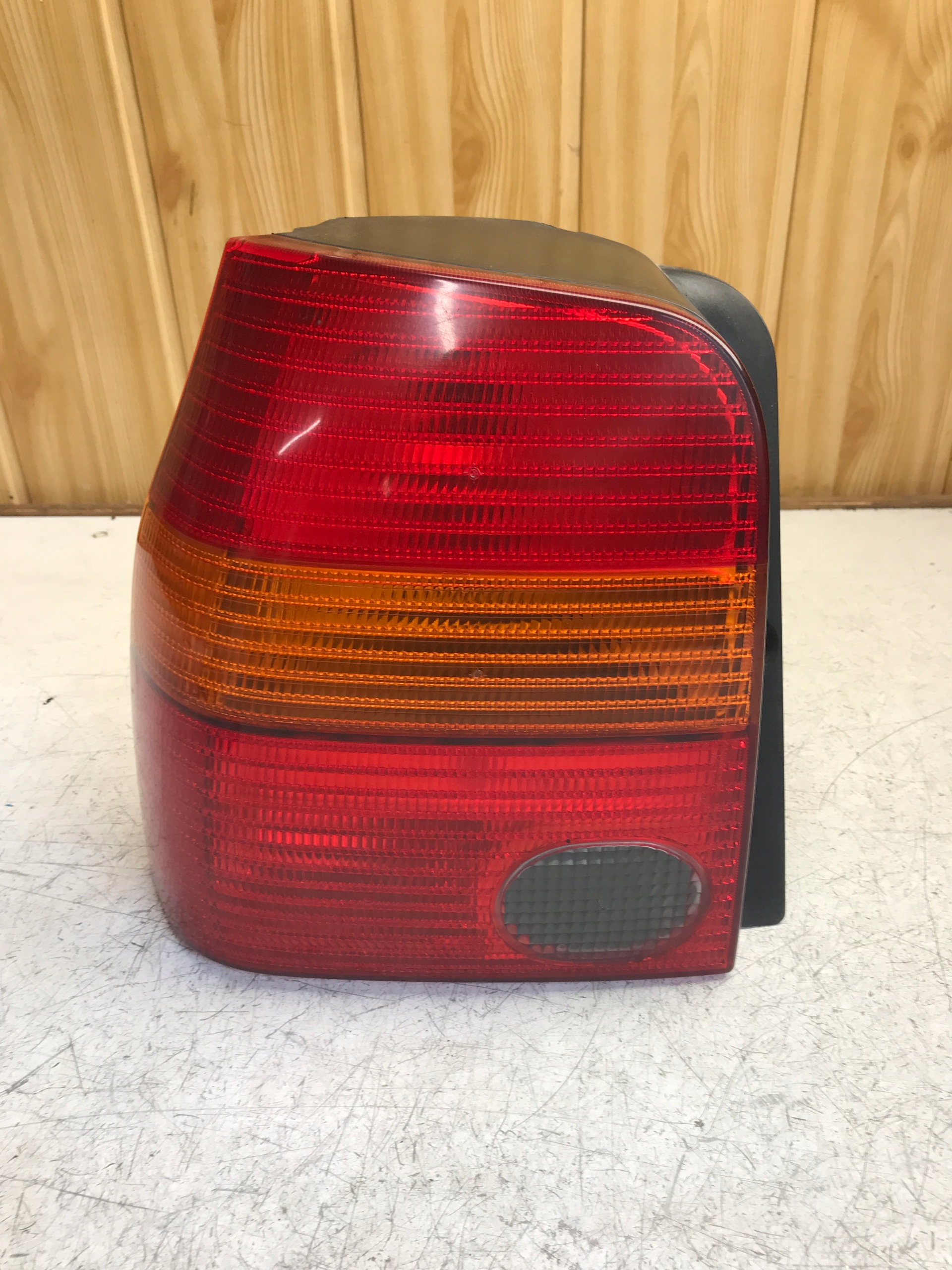 light left rear part SEAT AROSA 6H0945111H EUROPA