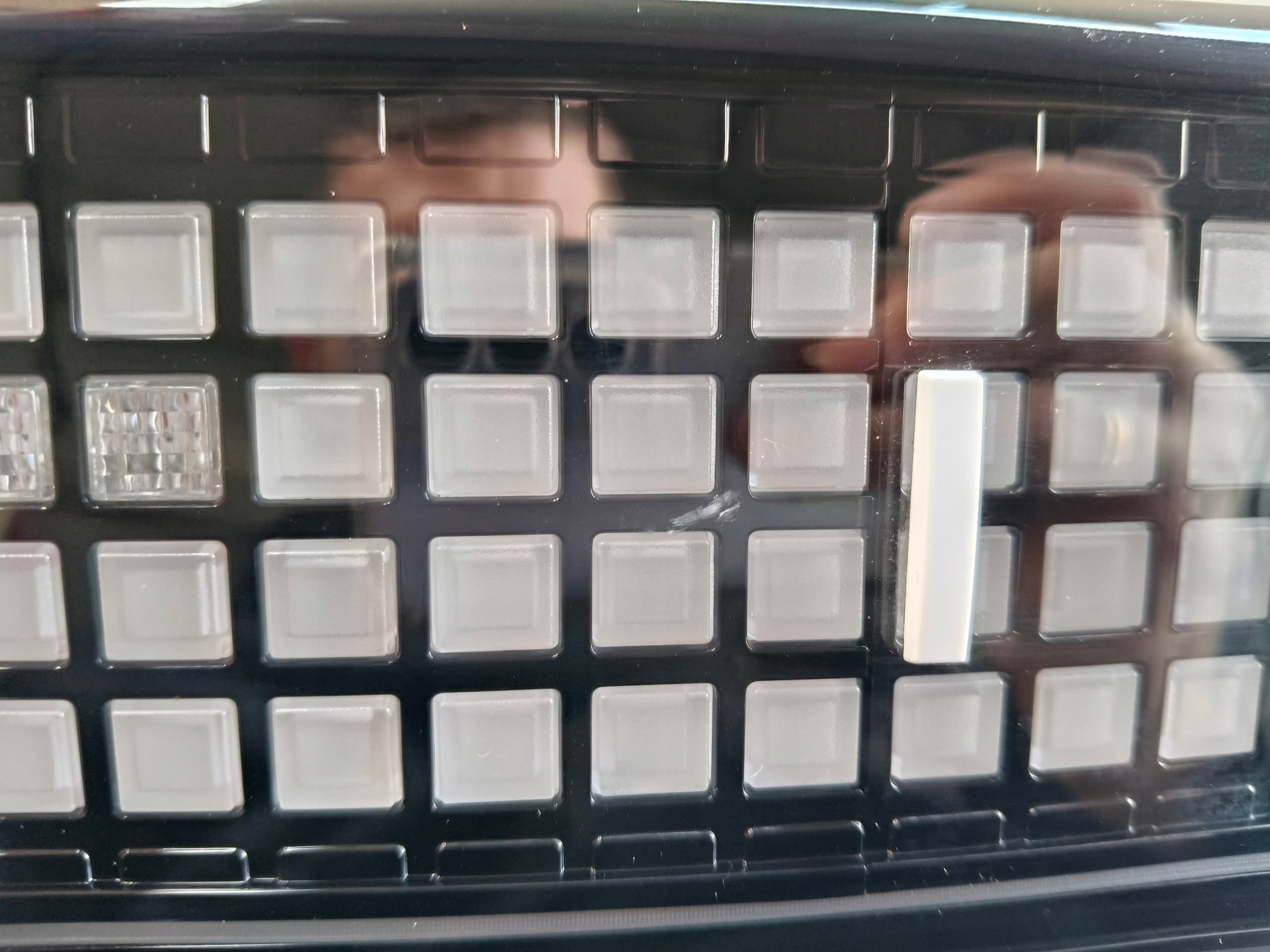 light rear cap bonnet HYUNDAI IONIQ 5 21- LED