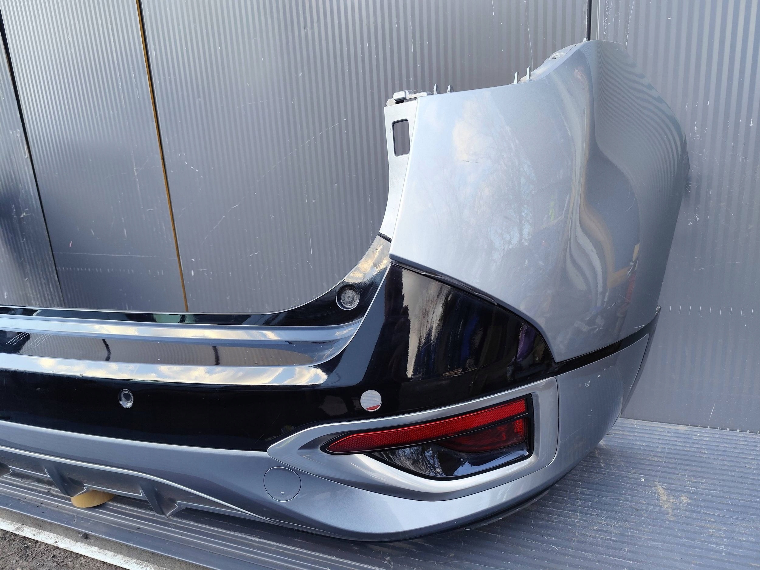KIA SPORTAGE V GT LINE bumper rear 4xPDC complete