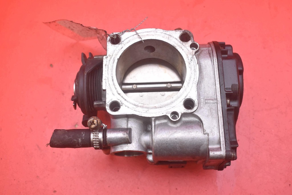 valvola a farfalla 06A133064J AUDI A3 8L 1.6 8V 101 KM 96-00