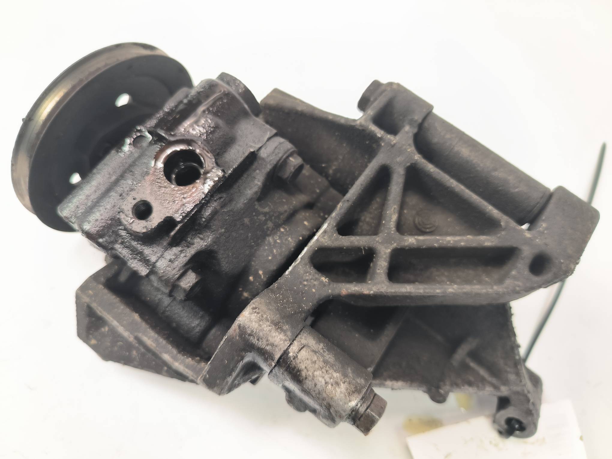 Pompa servosterzo 037145255 VOLKSWAGEN VENTO