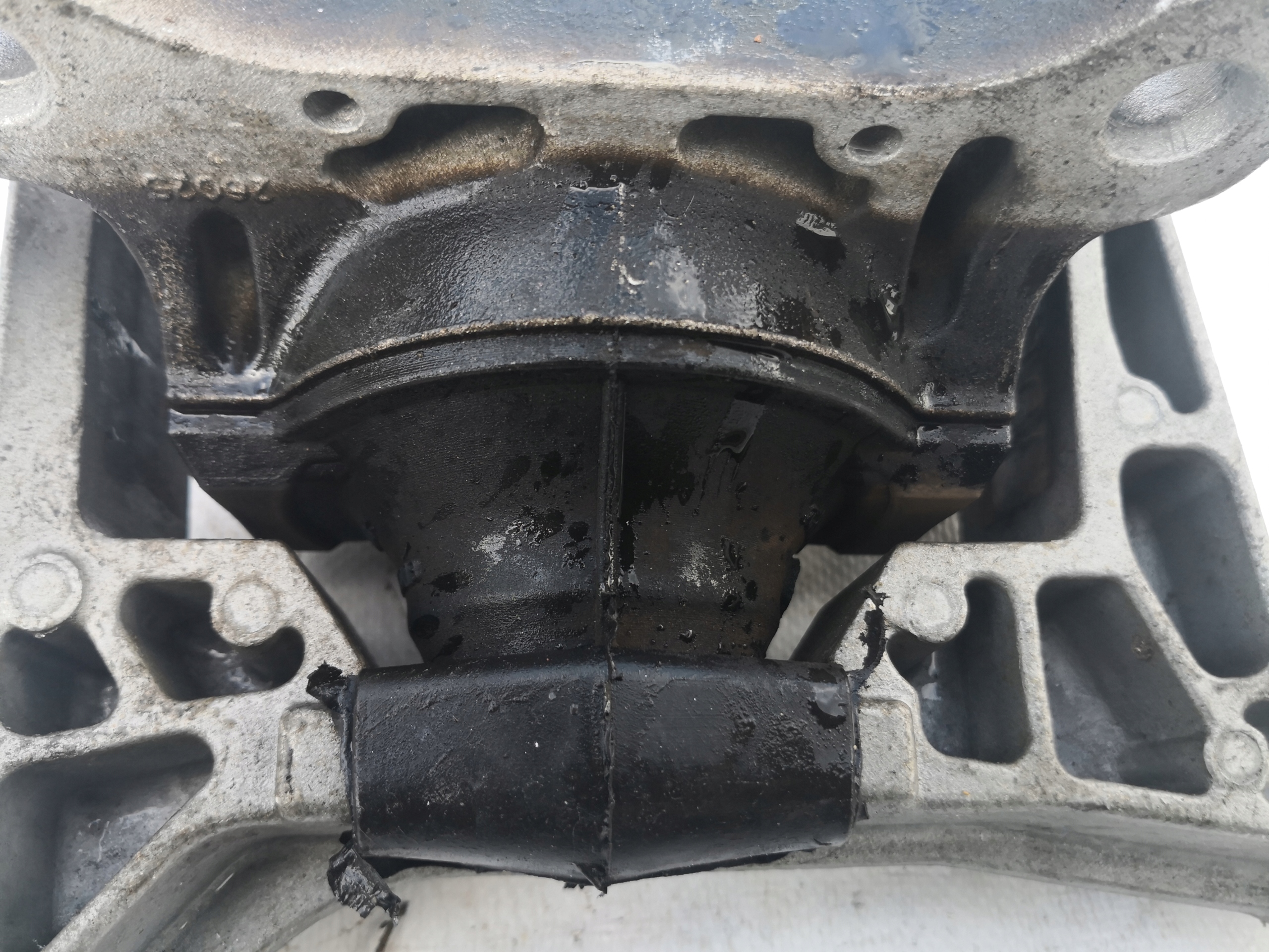 engine mount FORD KUGA MK2 CV61-6F012-GA