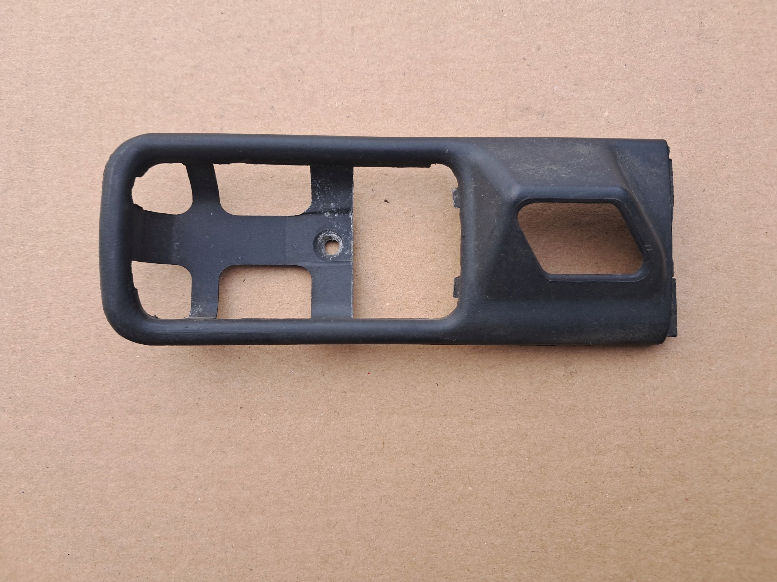 frame handles PRAWEJ MERCEDES W126 SE SEL SEC 1267660211