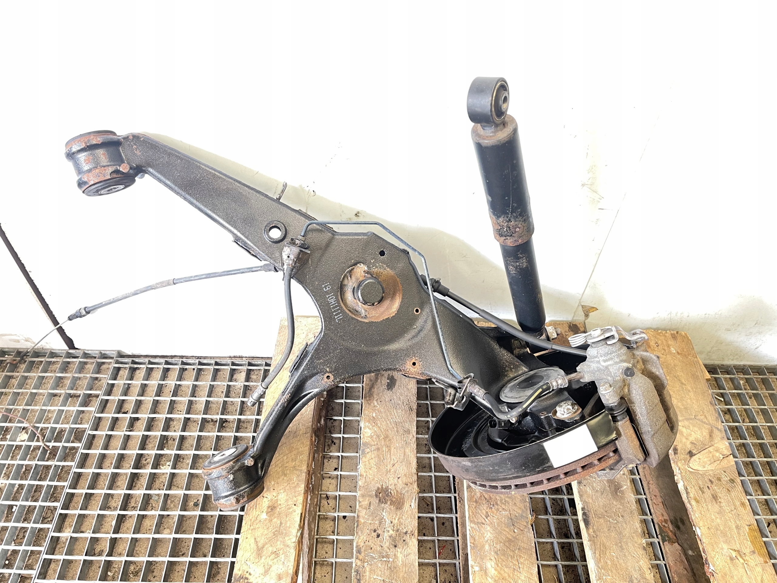 swing sususpension right rear part complete VW T6 2015- 7E0501413A