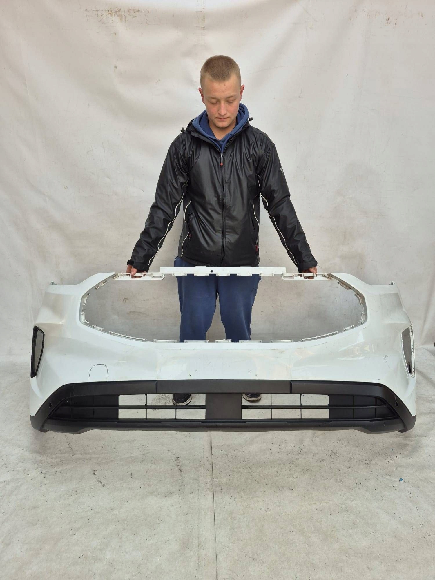 FORD TRANSIT CUSTOM II 2 MK2 23-> bumper front front PDC