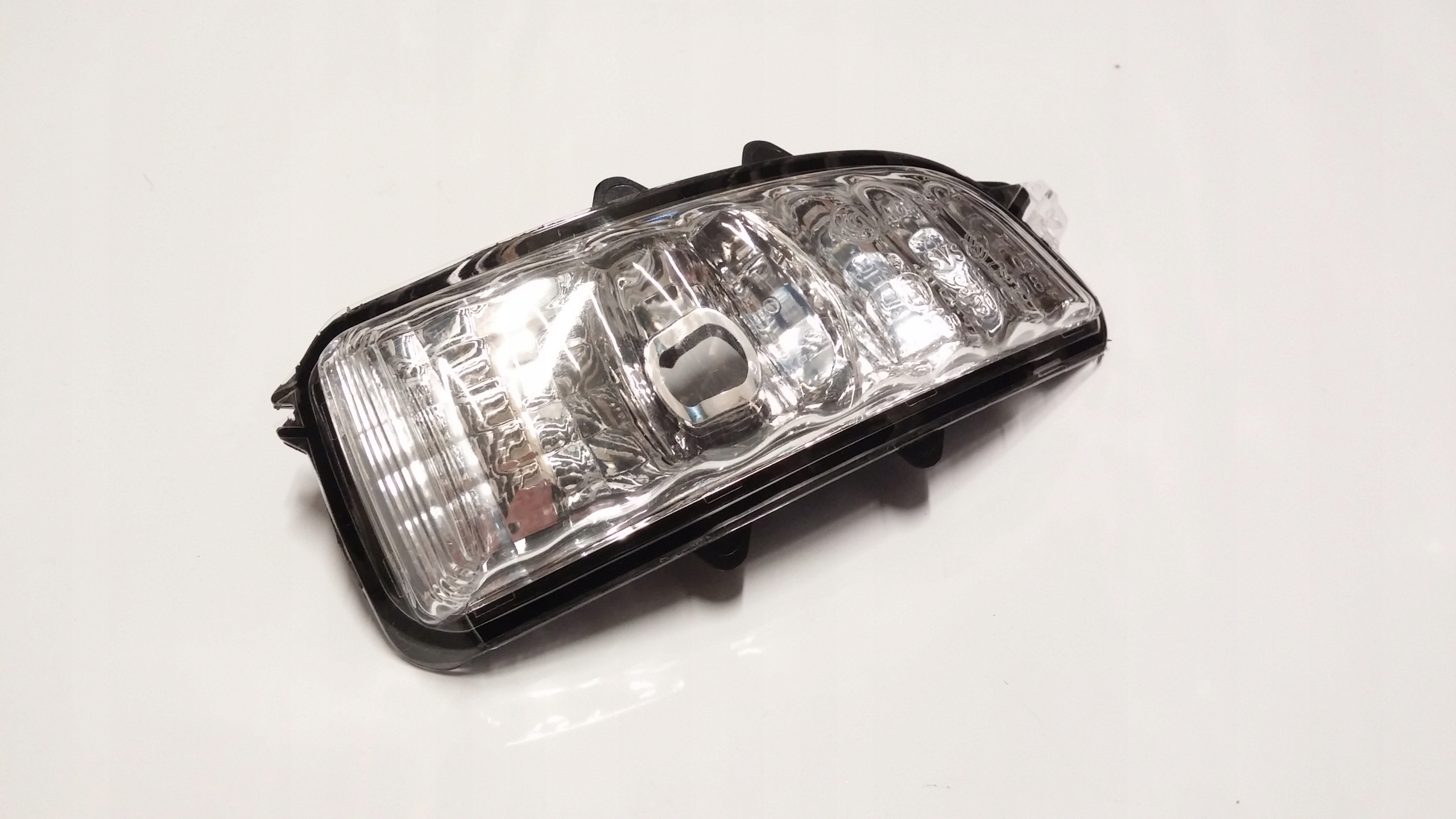 VOLVO S60 S80 V40 V70 prawy kierunkowskaz lusterko