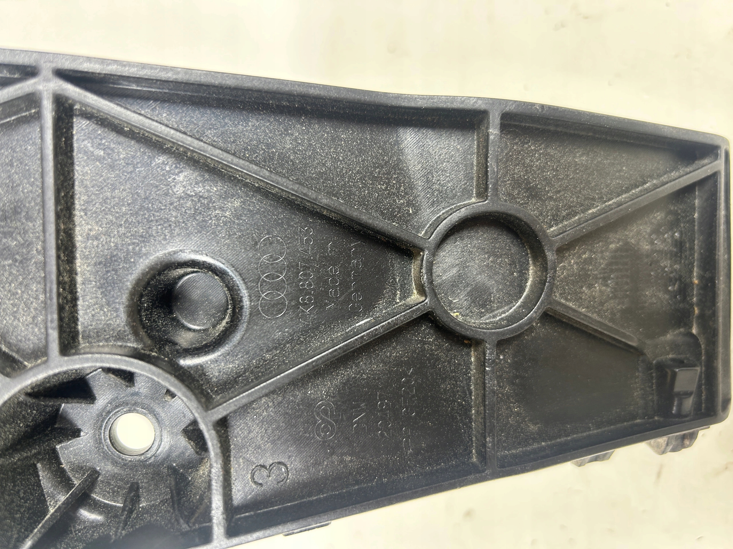 Audi A7 C8 bumper bracket rear part left 4K8807453