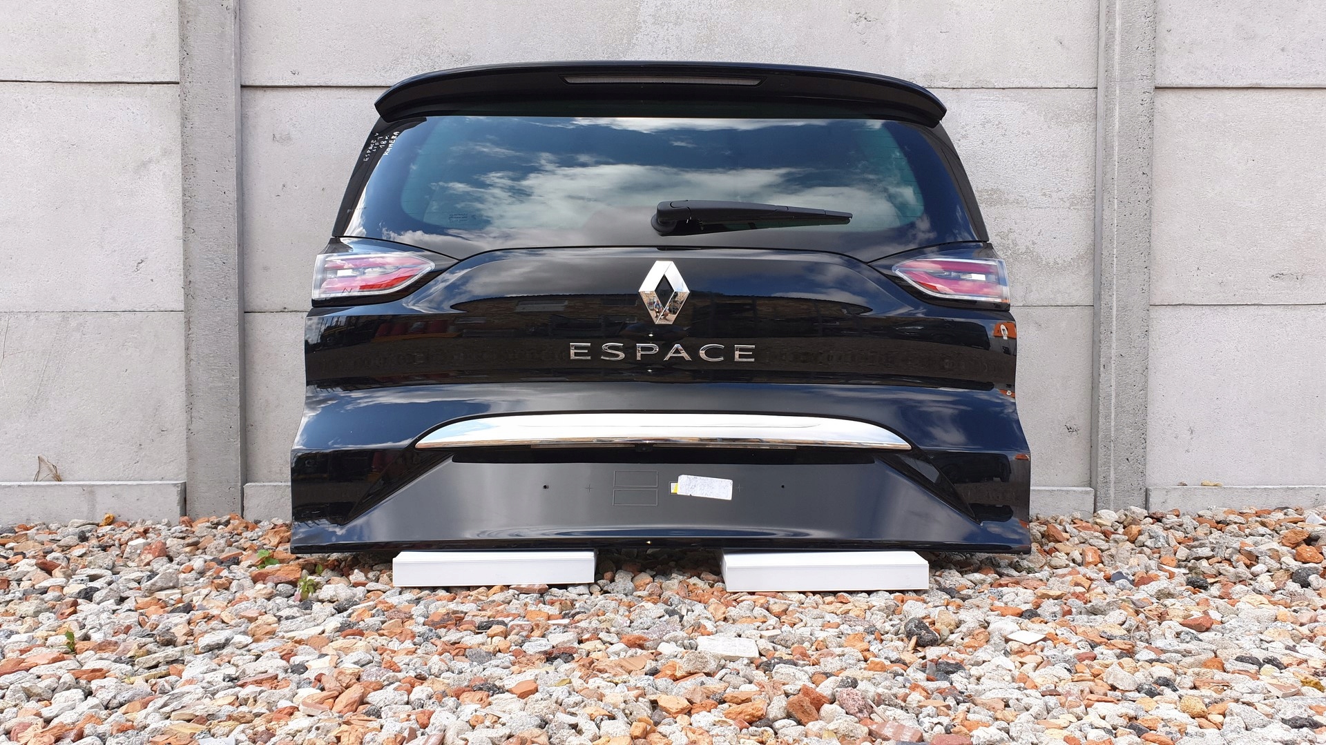 TYLNA KLAPA BAGAŻNIKA KAMERA RENAULT ESPACE V LIFT Wersja Europejska