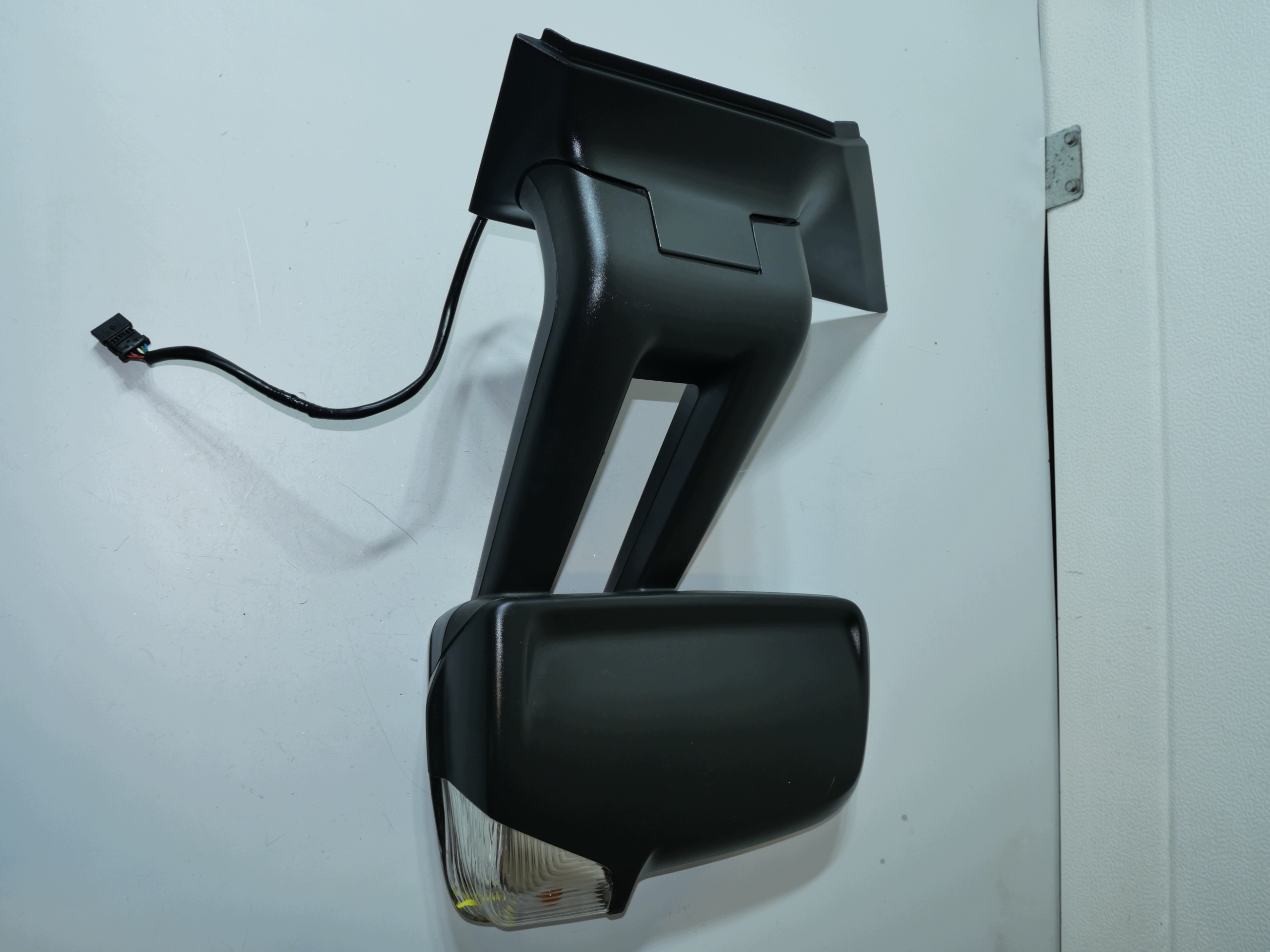 Spiegel links SPRINTER 906 vorne 6PIN A9068106416
