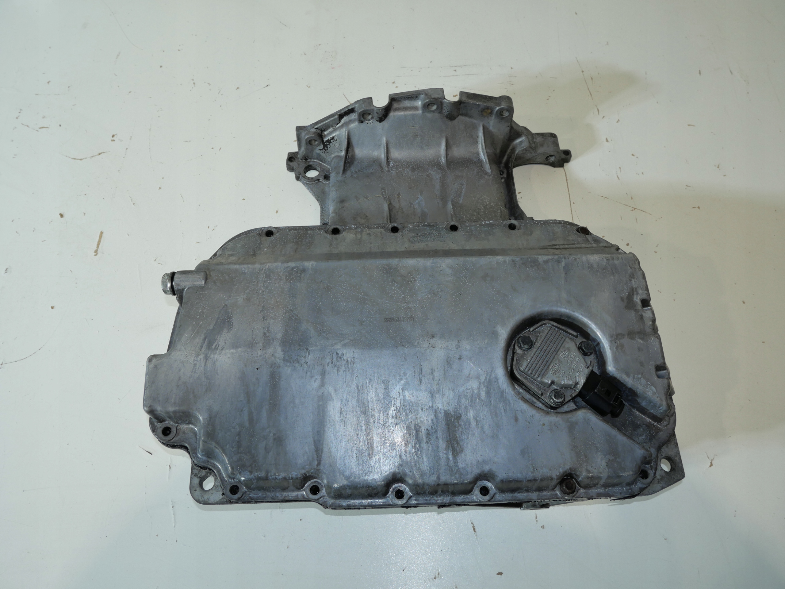 MISKA olaj OLEJOWA AUDI TDI 059103603M