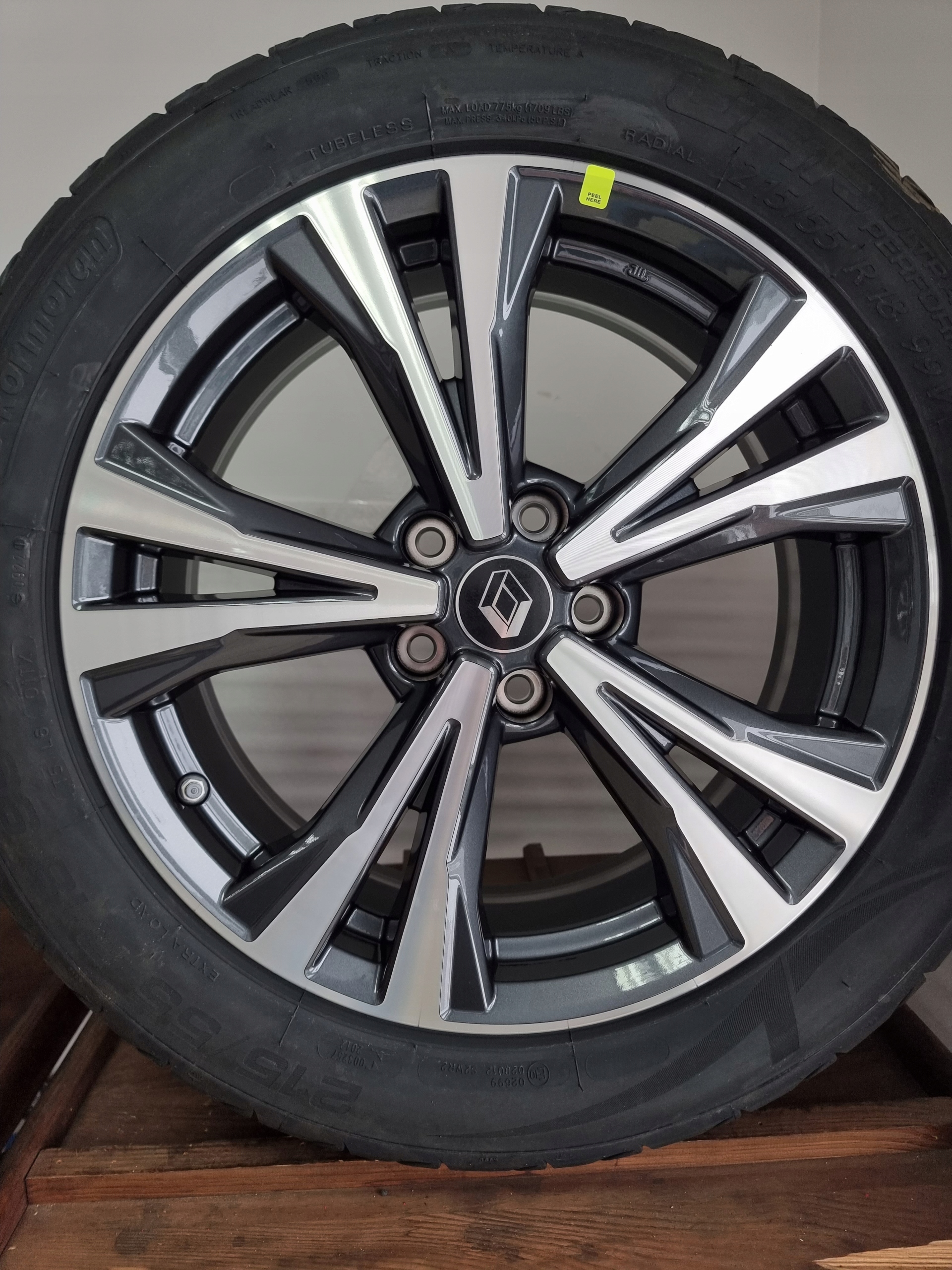 Kola Renault Captur Duster Kadjar 18 CALI LATO Rims type Aluminum