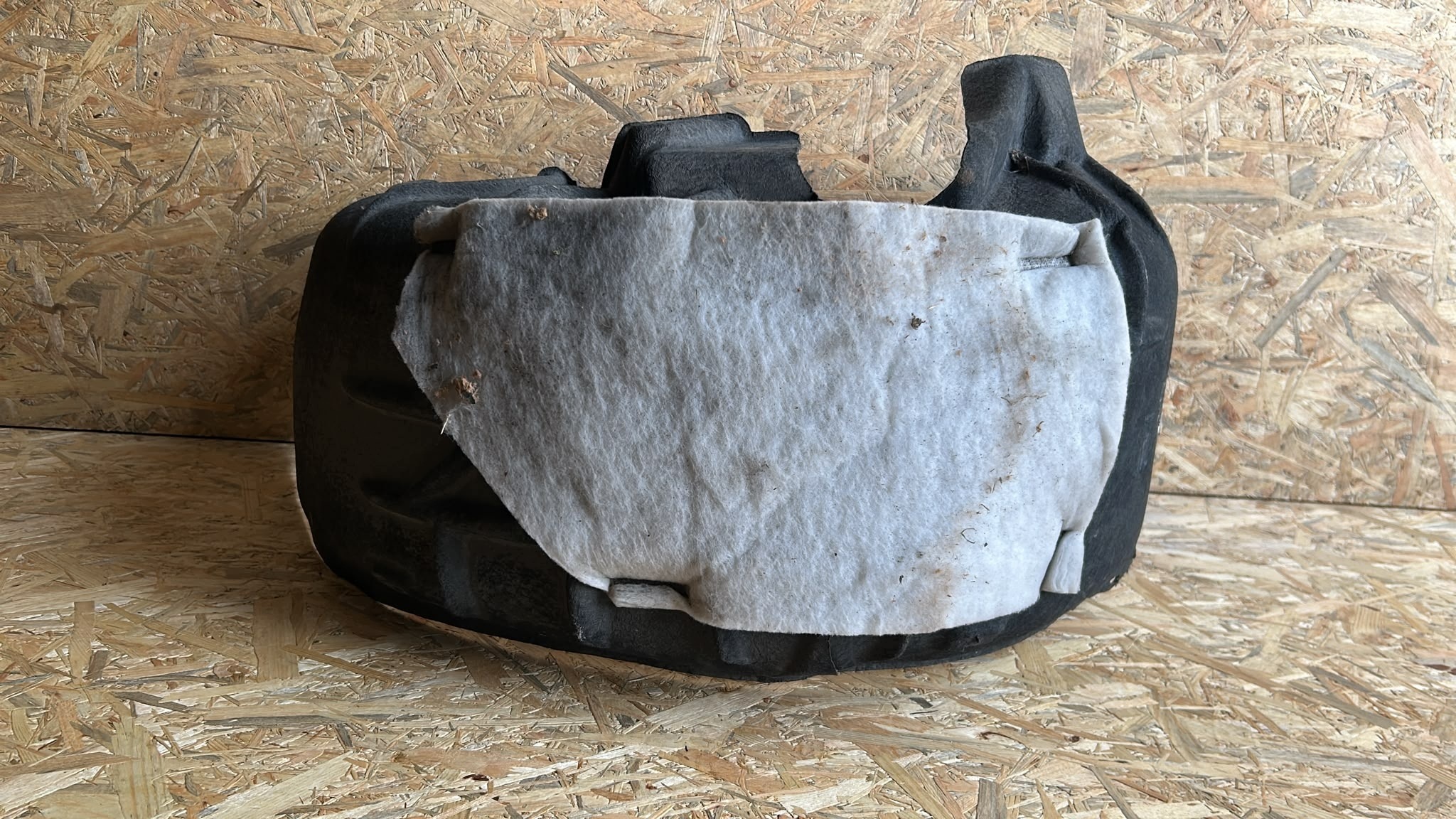mudguard left left rear part rear. VW ARTEON 17