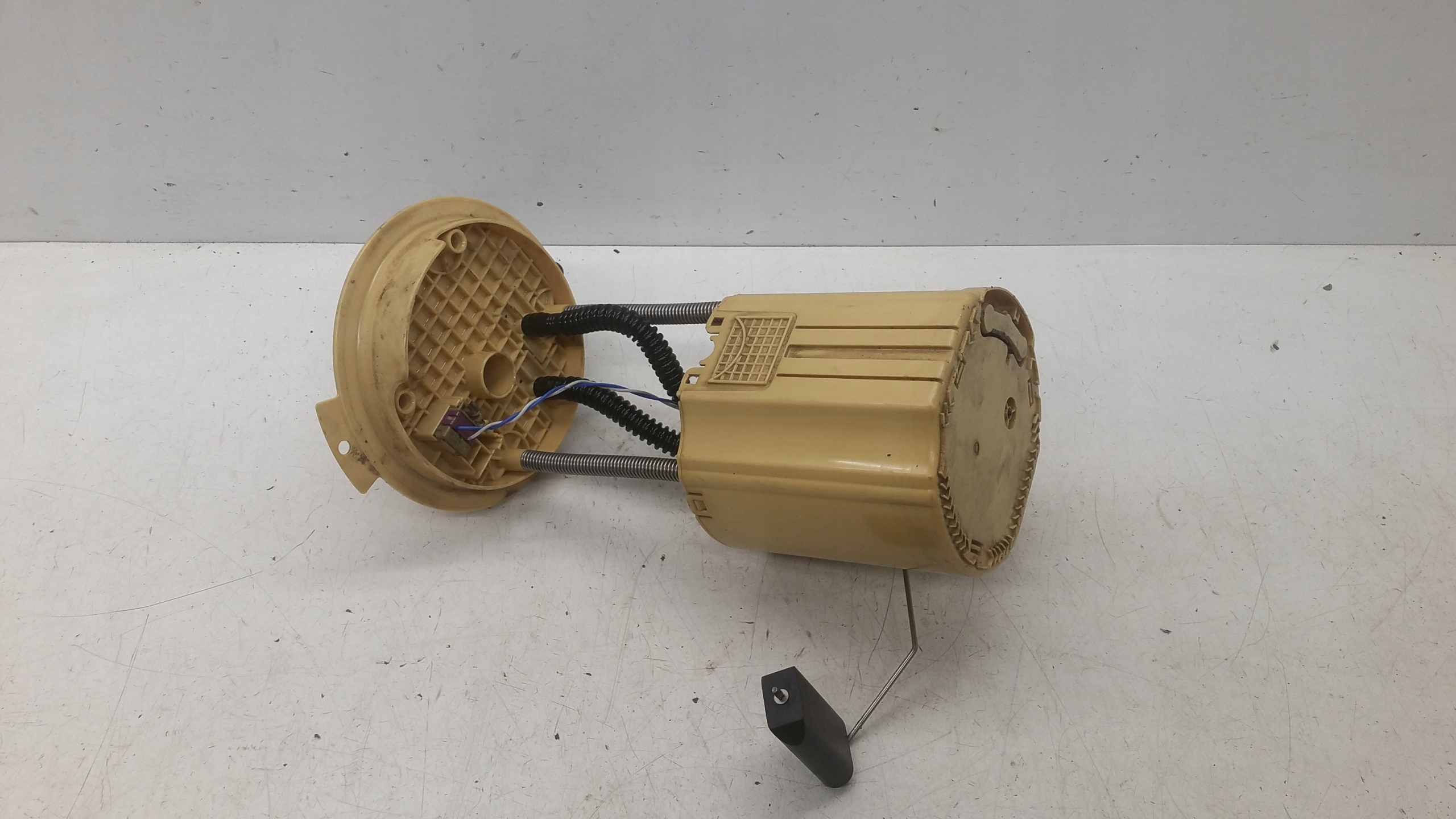 feed pump 13503686 Opel Astra J