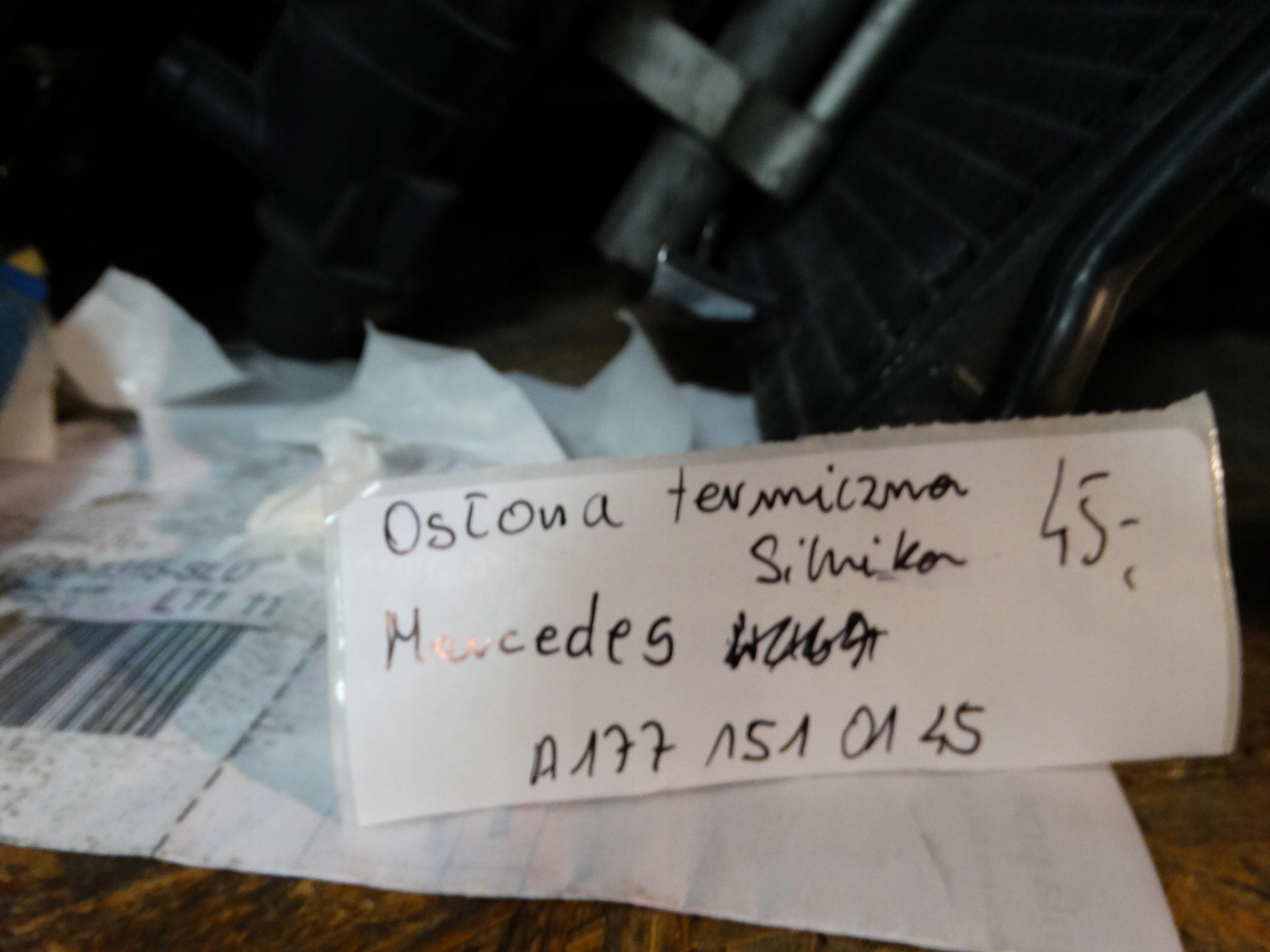 IDEALNA kryt TERMICZNA MOTORU MERCEDES 1