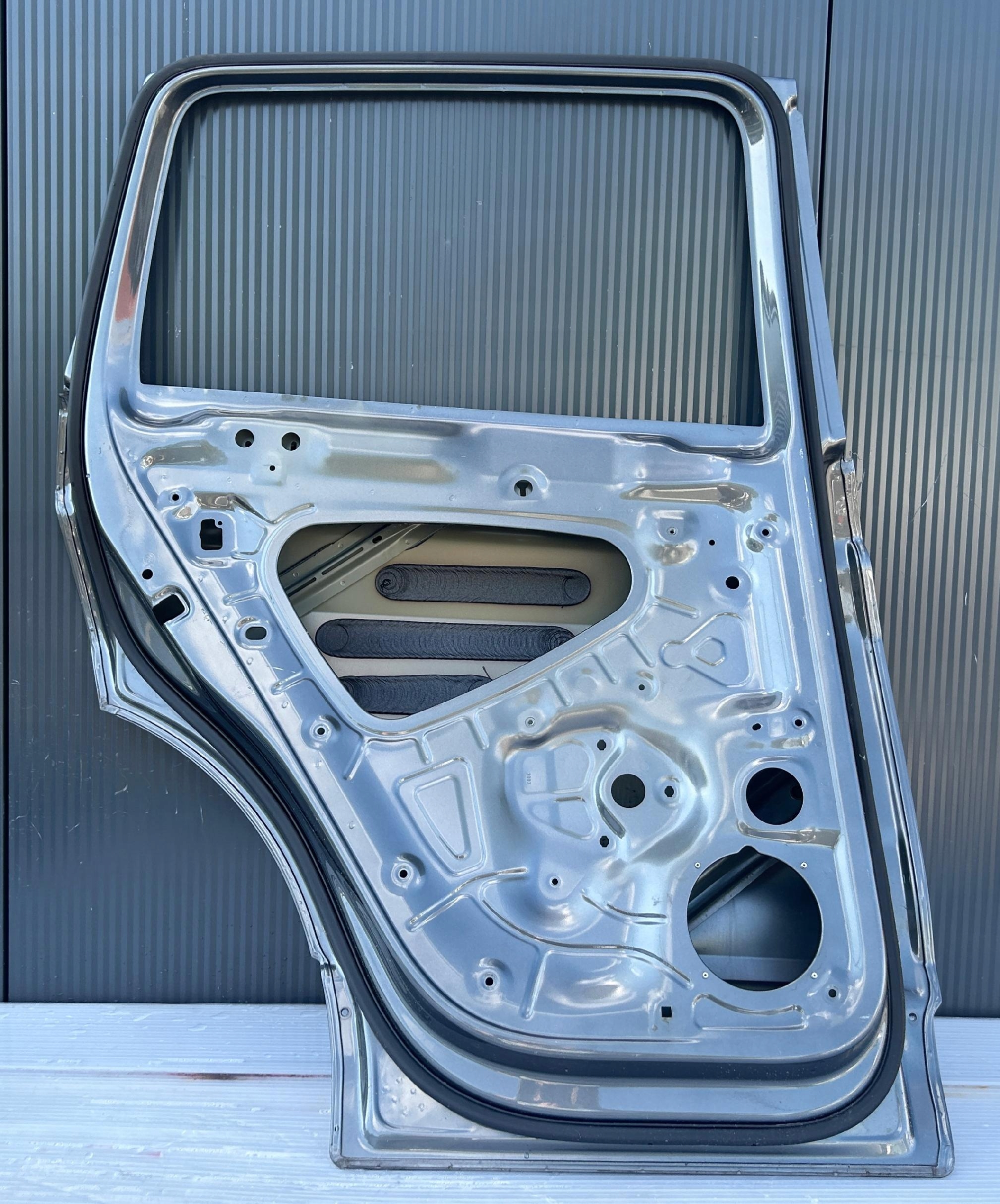door left rear part rear. VW TIGUAN II 5NA