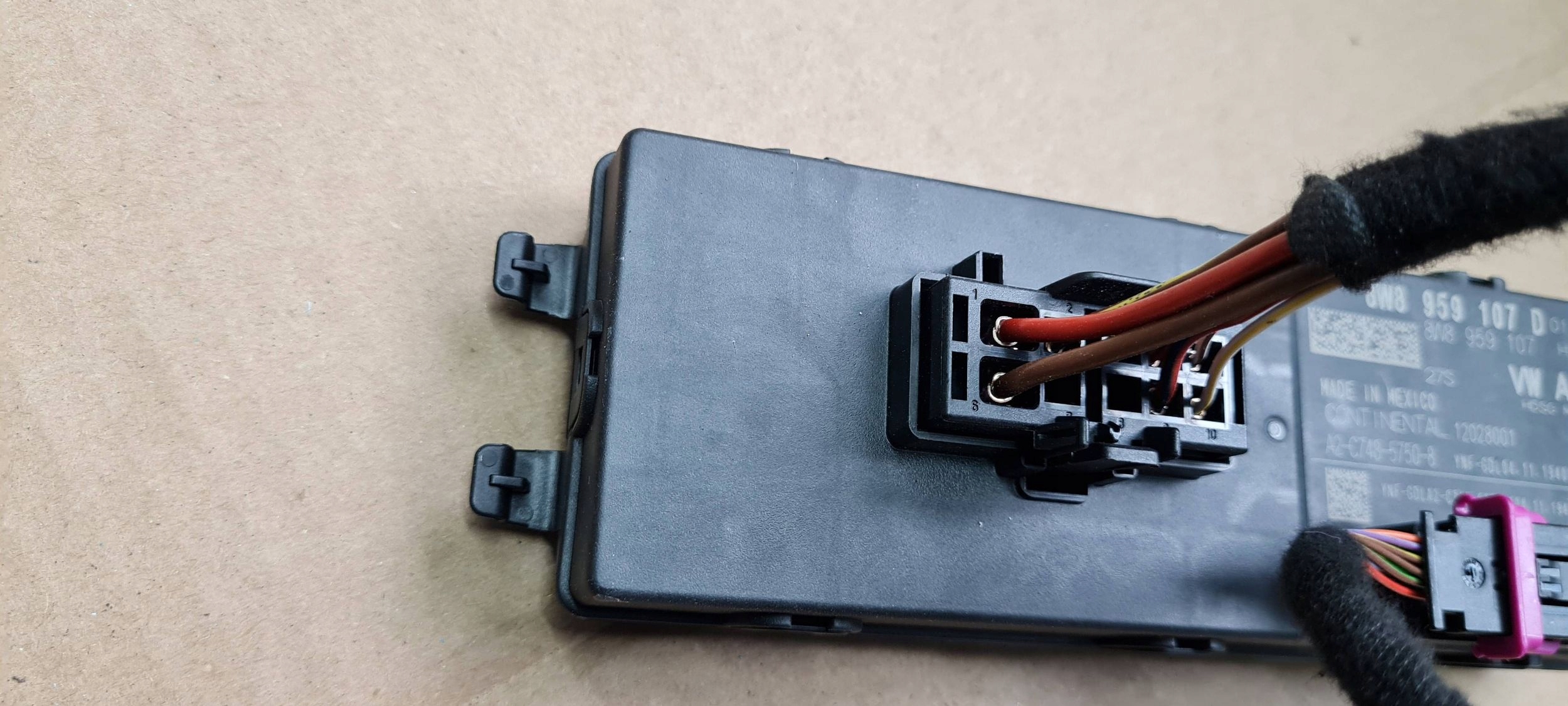 Q5 80A module control unit bonnet boot connecting spoiler 8W8959107D A4 B9 8W A5
